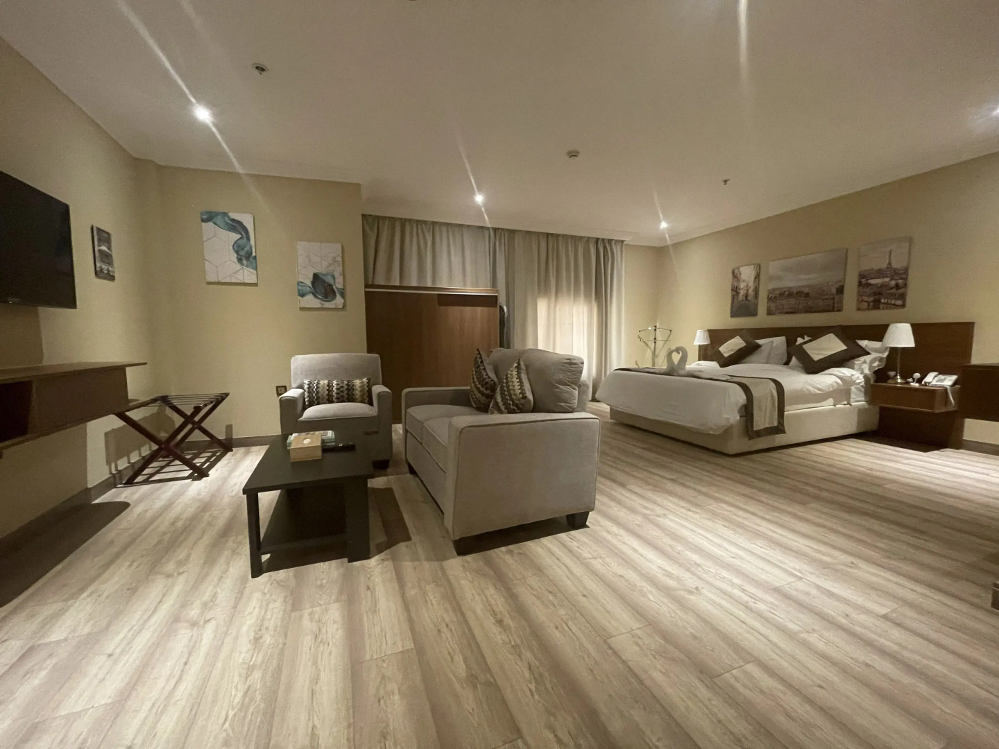 Wakra Inn Hotel Apartments