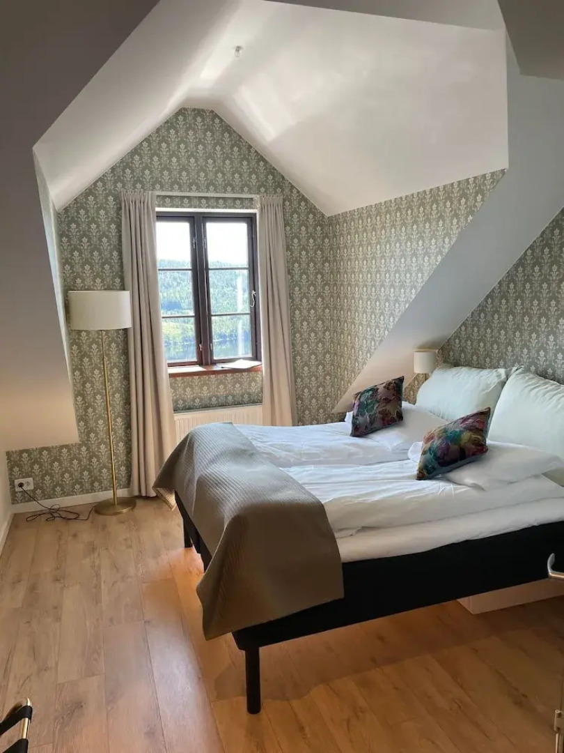 Hotell Eikerapen Gjestegard