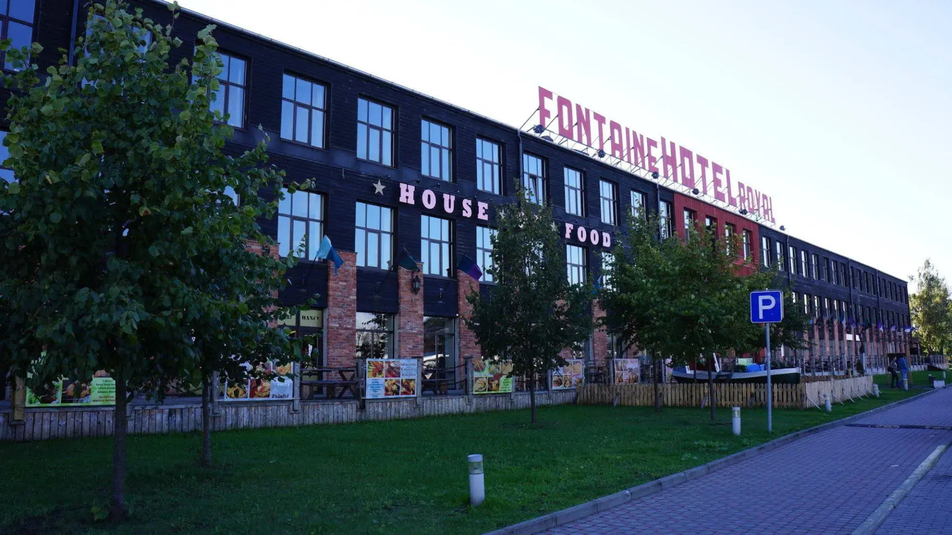 Hotel Fontaine Royal