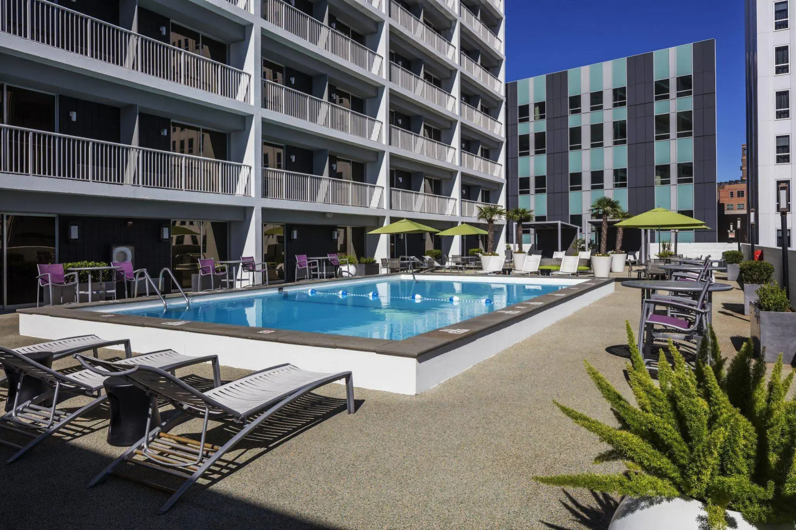 Holiday Inn New Orleans - Downtown Superdome by IHG