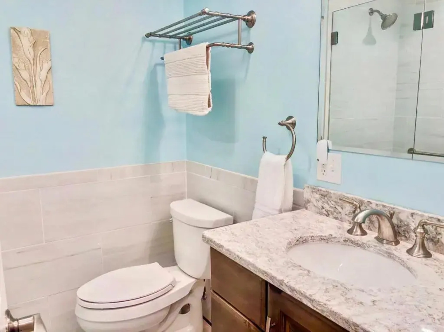 R5 Completely renovated Bretton Woods condo AC unbeatable SKI-IN SKI-OUT location Fast wifi