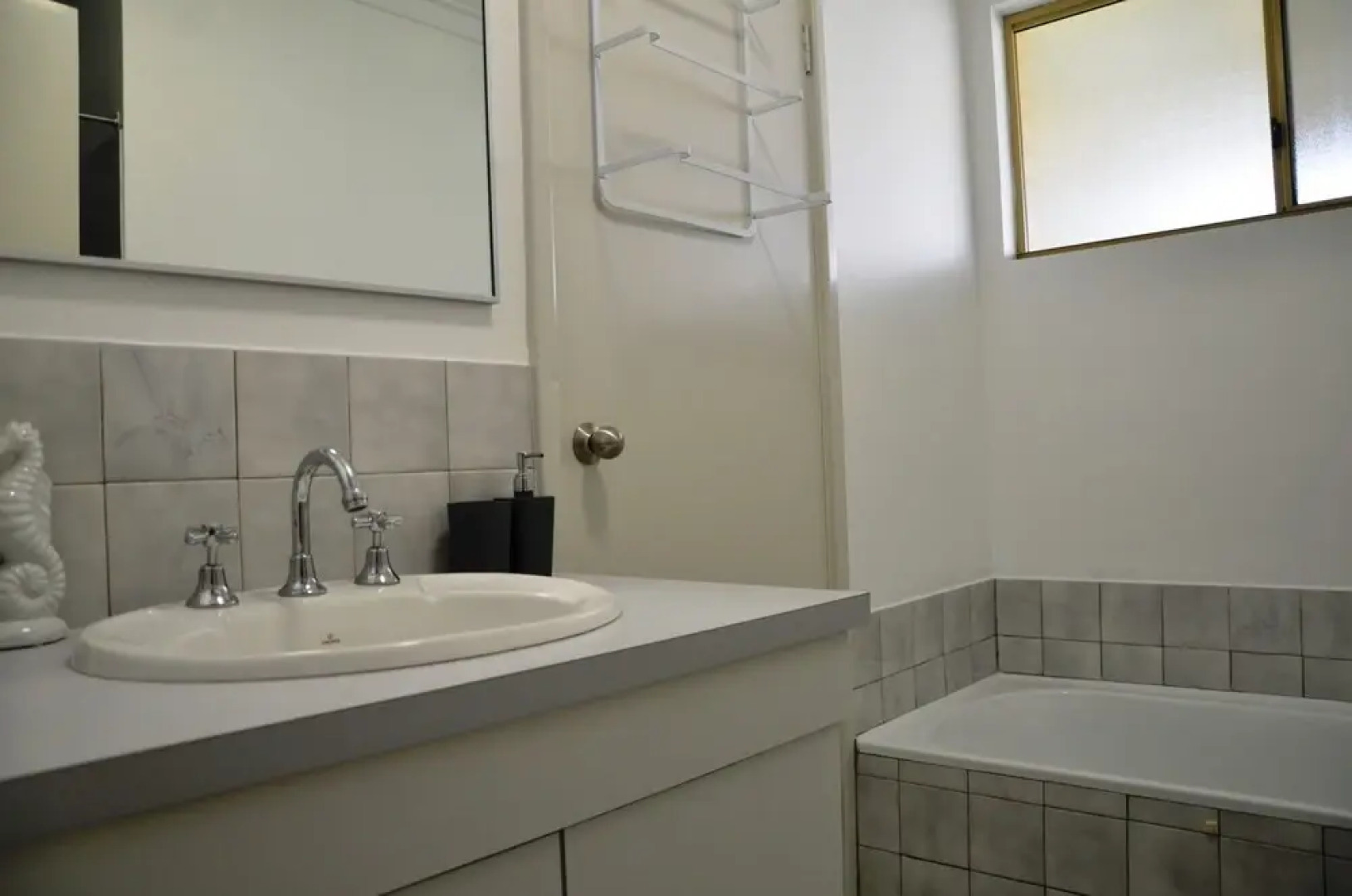 Ledge Point Family Villas - Walking Distance to Ocean