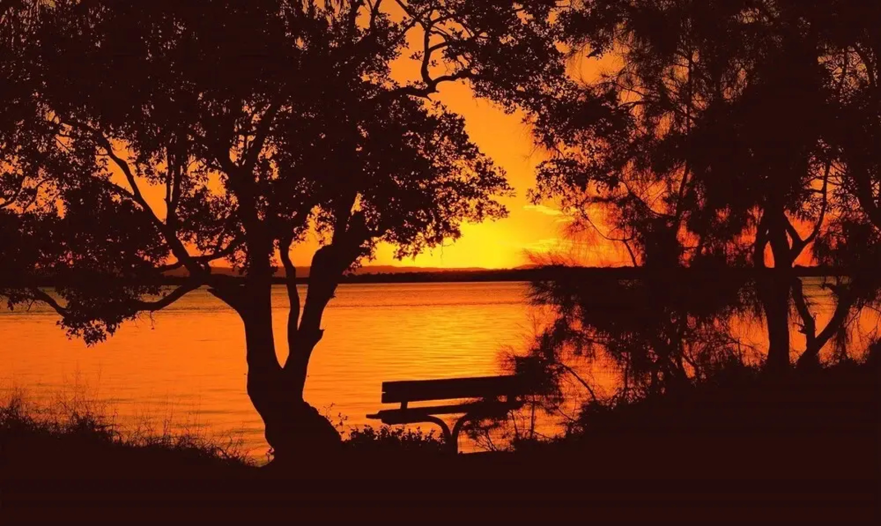 Sunsets from your front patio - Sylvan Beach Esp, Bellara