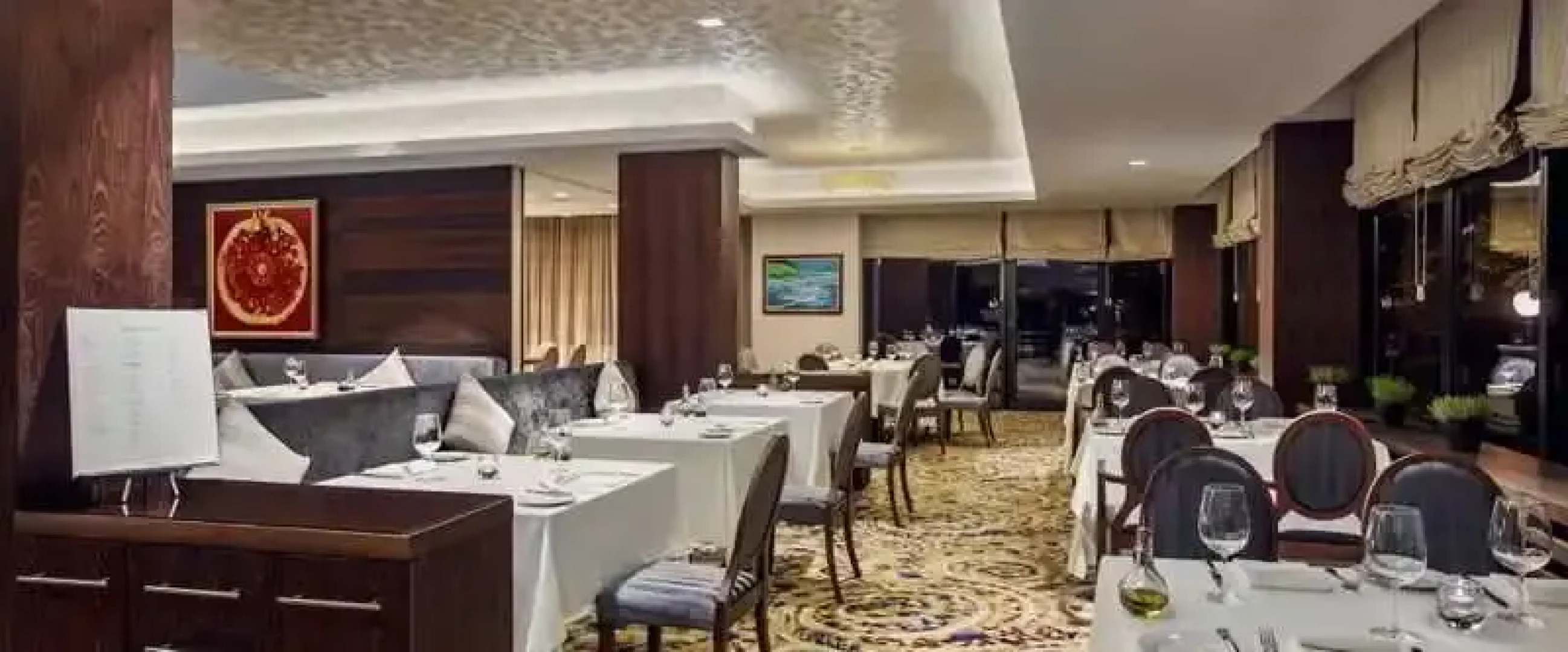 Boutique Bristol Hotel