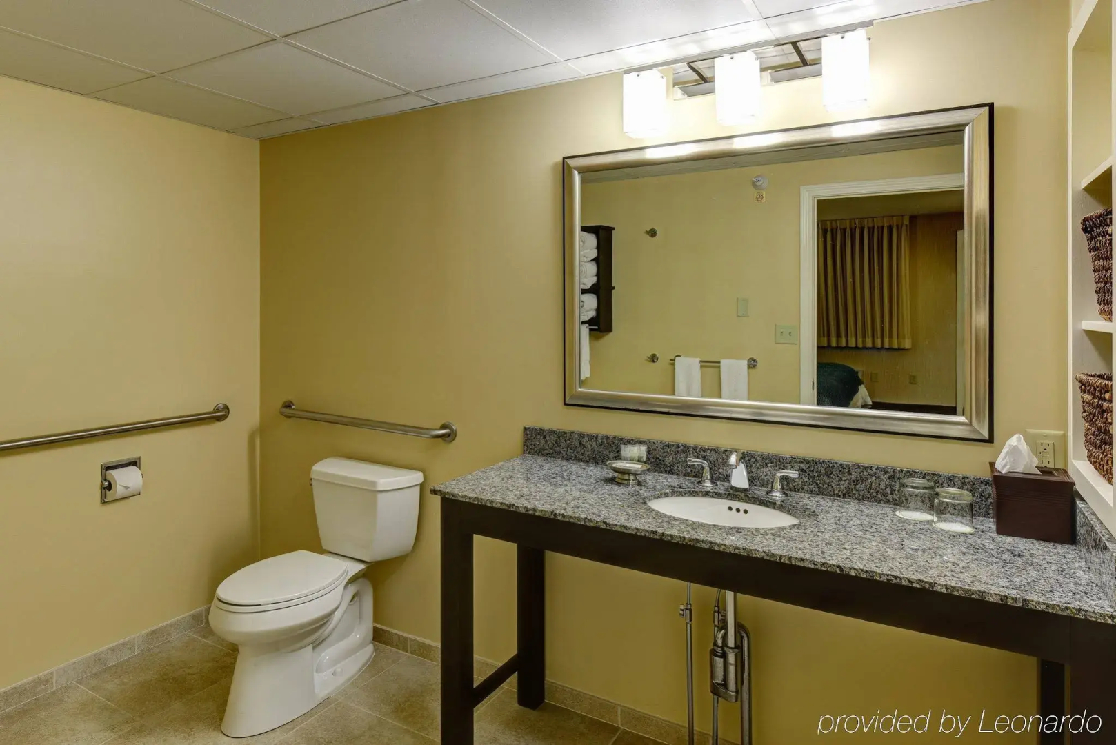 Port Inn & Suites Kennebunk, an Ascend Collection Hotel