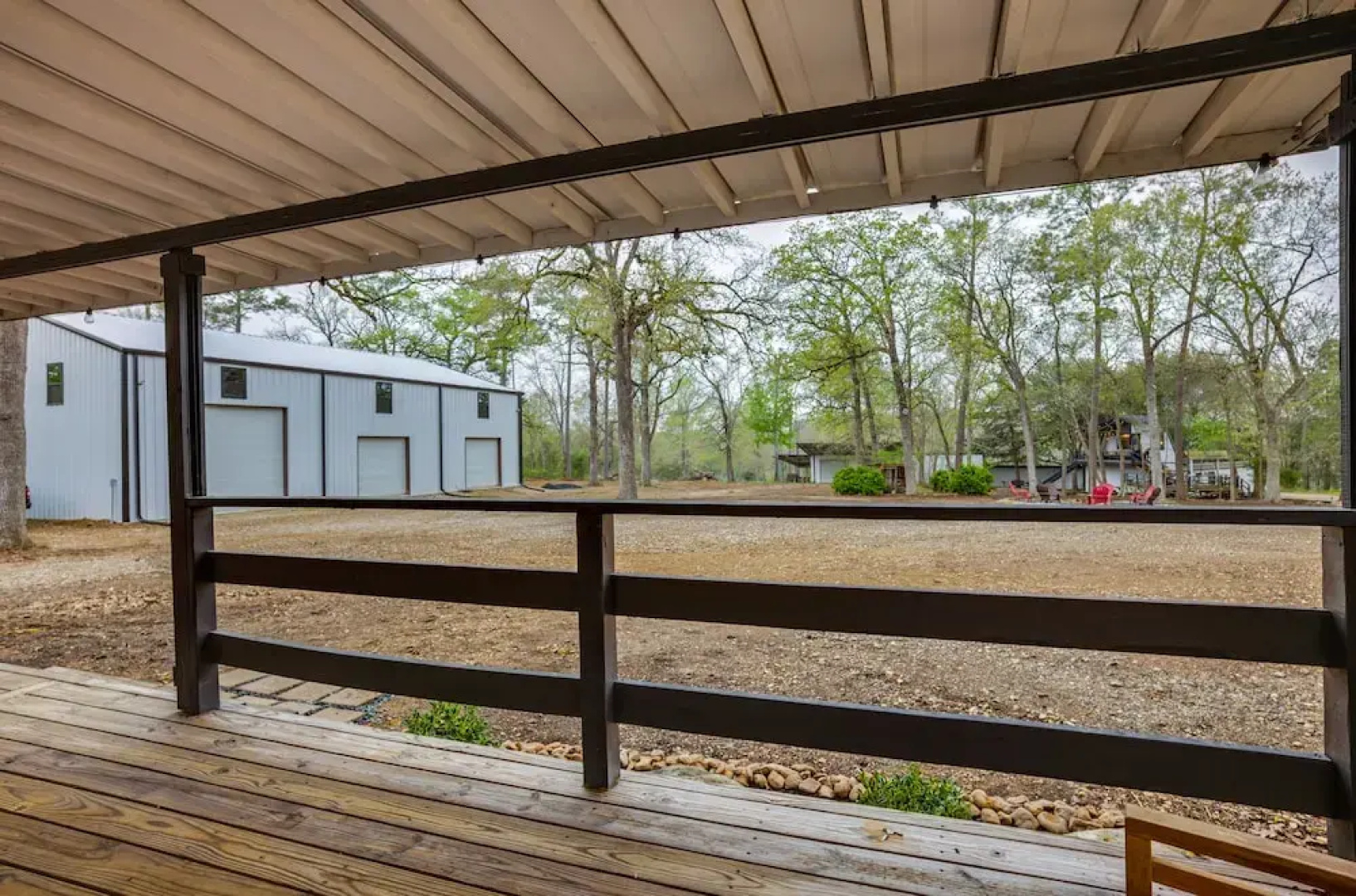 Willis Cabin on 6 Acres - Close to the Lake!