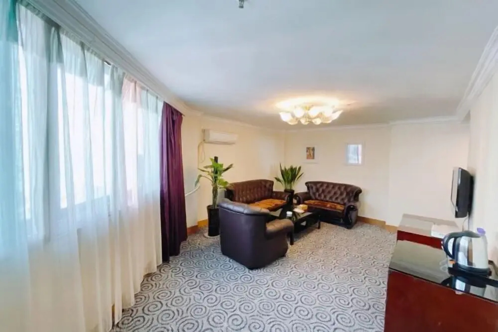 Zunyi Tongda Grand Hotel (Zunyi Medical University Affiliated Hospital Times Tianjie)