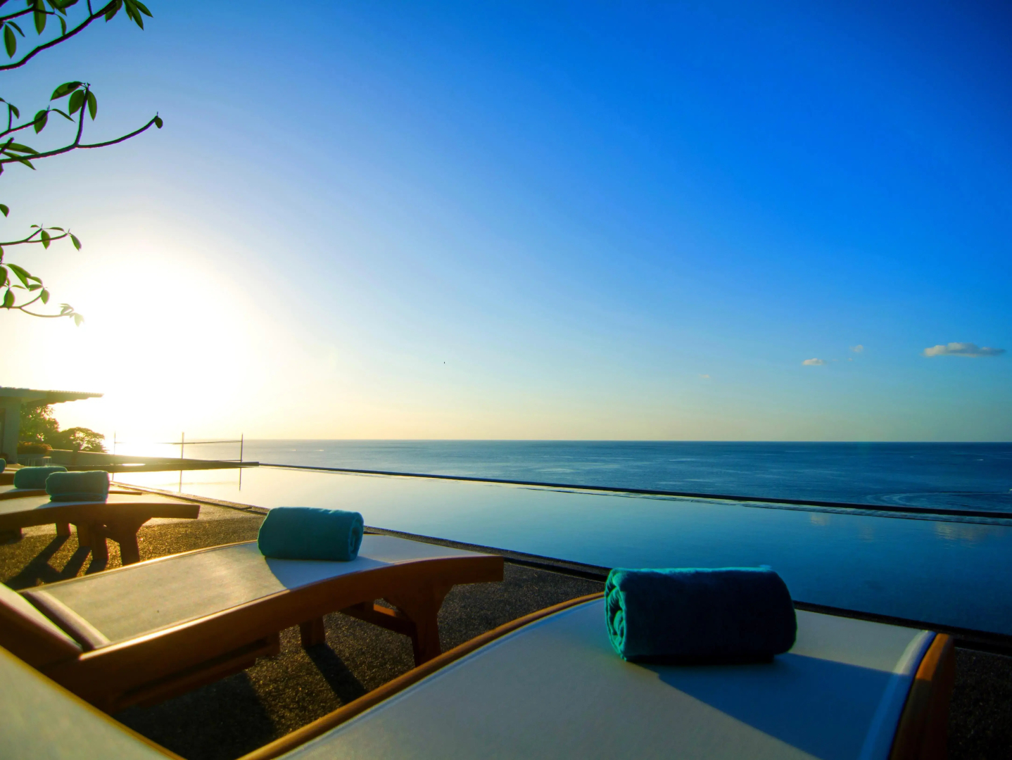 Отель Norn Talay Surin Beach Phuket