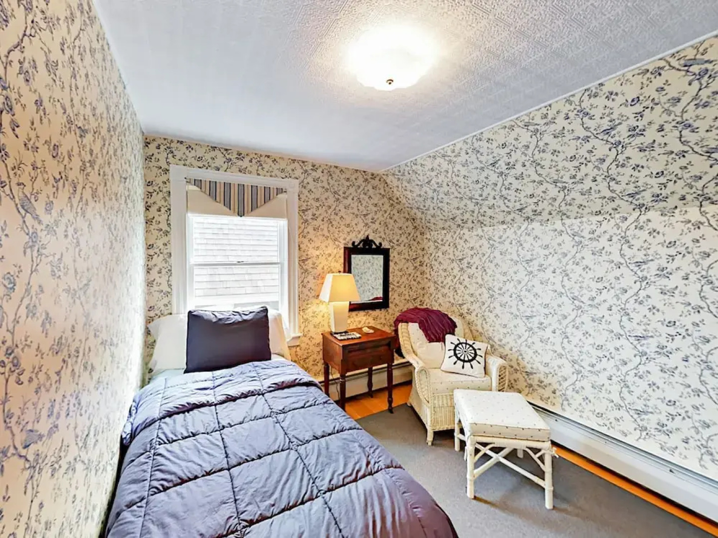 48 Main Street Cottage 4 Bedrooms 2 Bathrooms Cottage