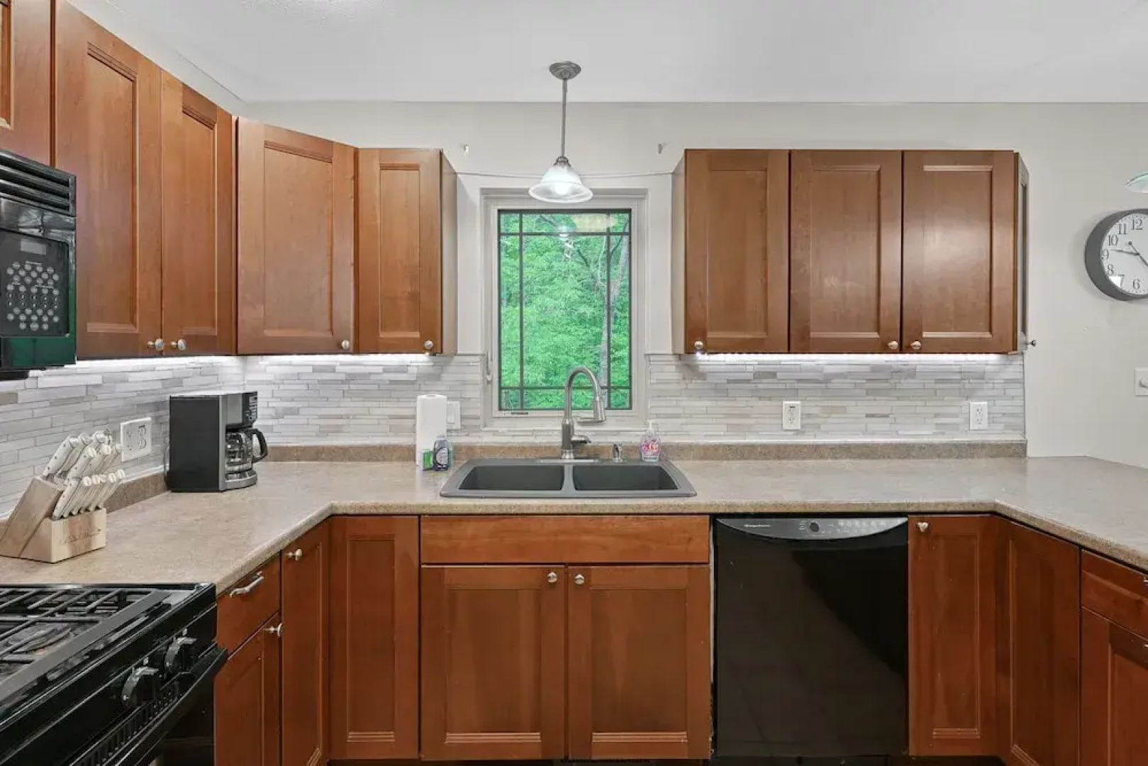 Mosinee Woodland Escape Whole House