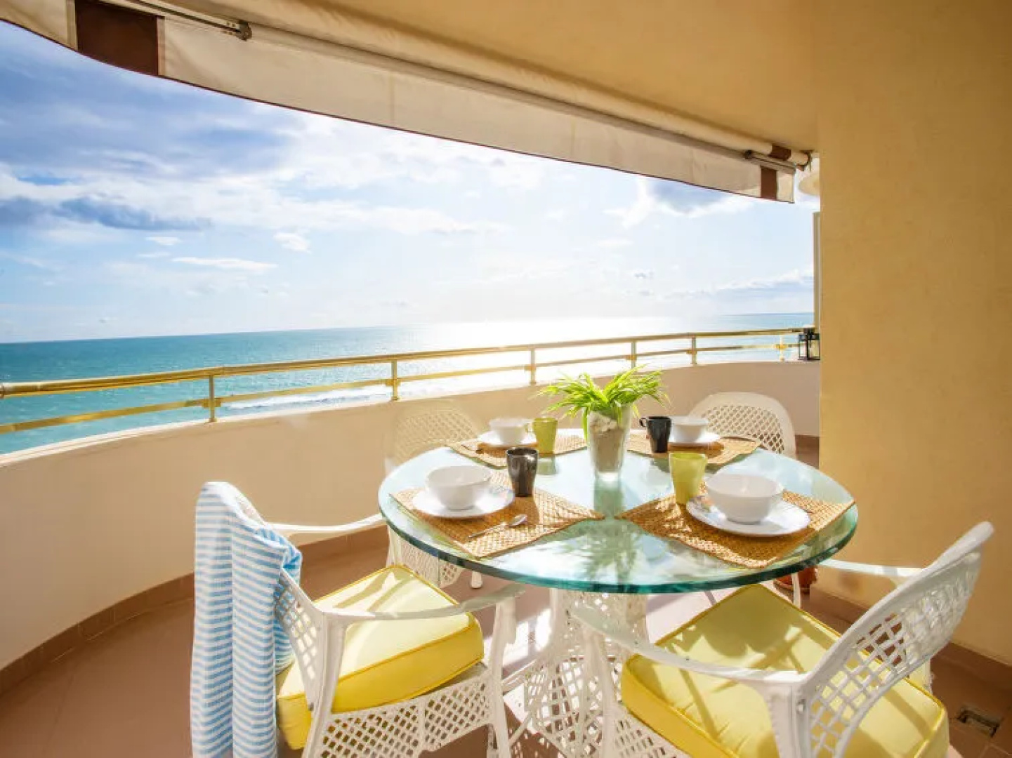 Front Beach - Four Bedroom