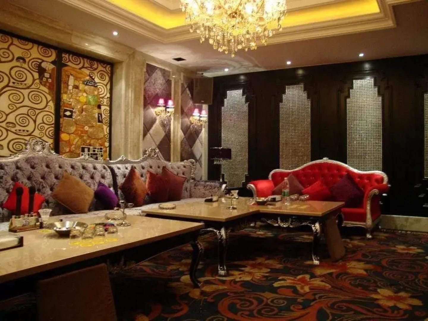 Yongli Holiday Hotel