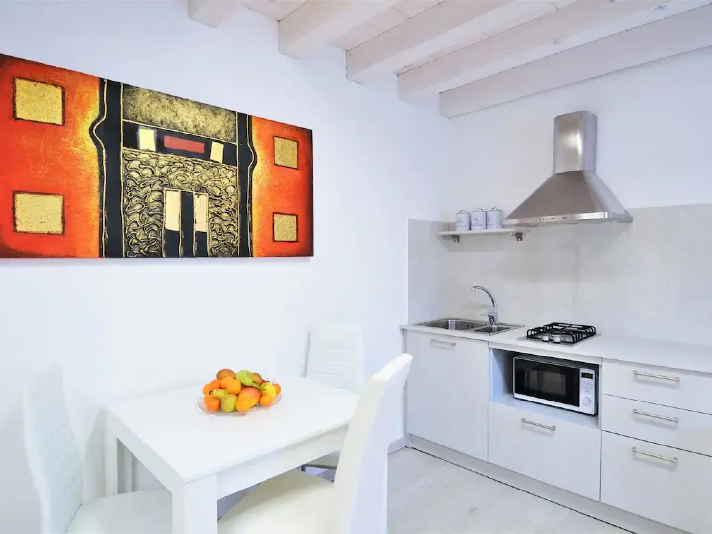 Pleasant Apartment in Miane With Shared Swimming Pool