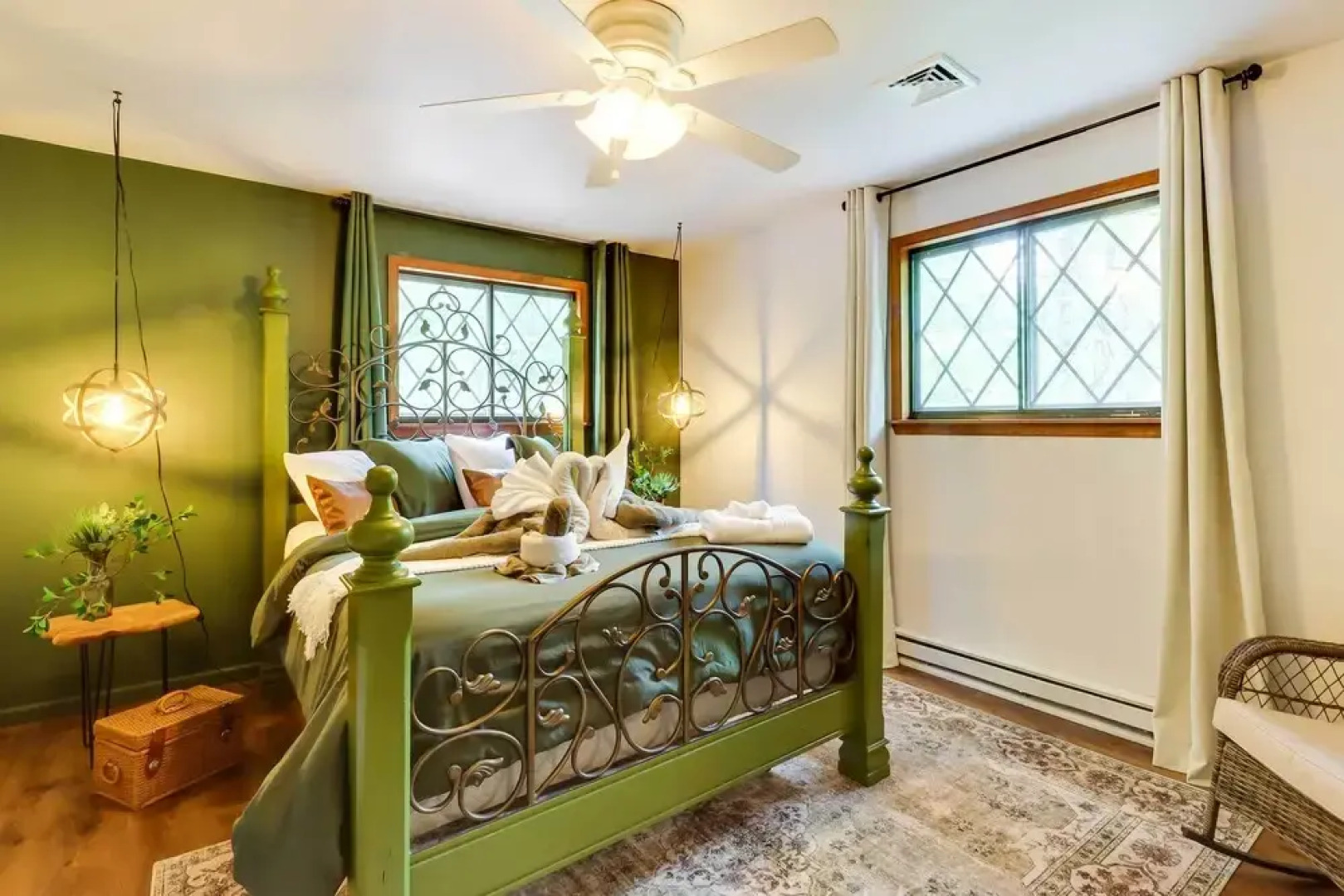 Outdoor Entertainment + Hot Tub: Poconos Home!