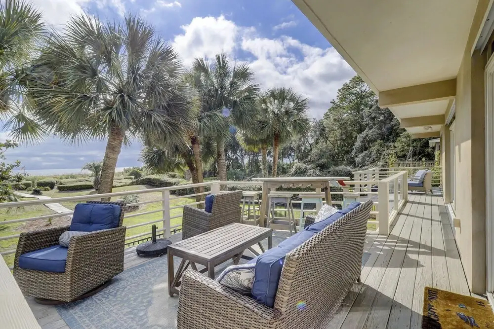 Cassina Palms