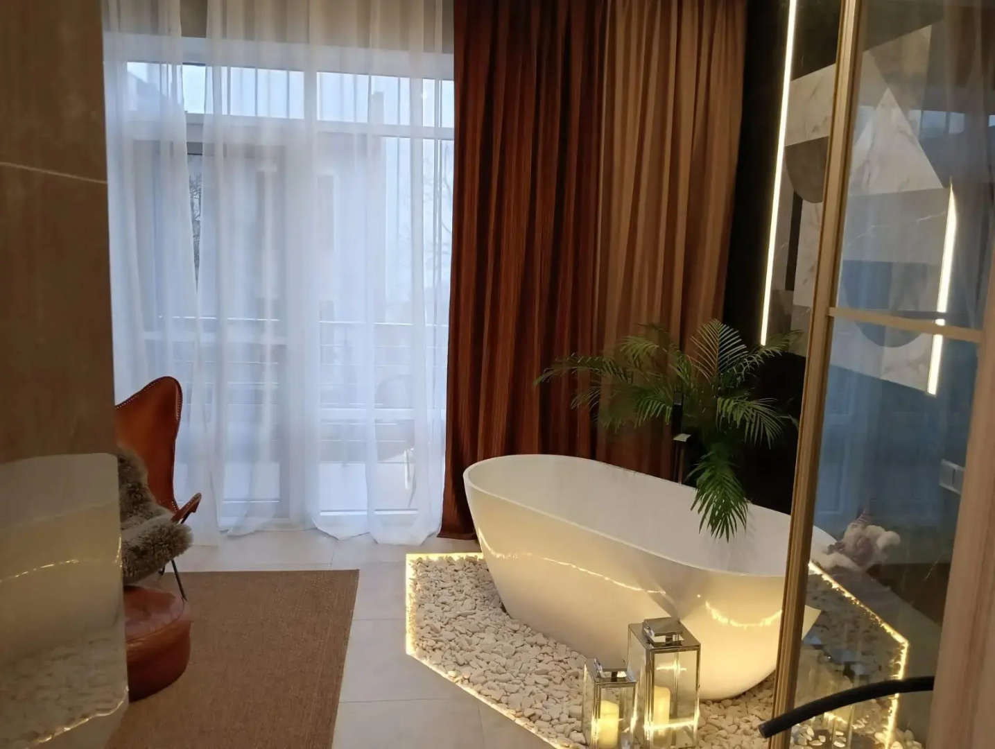 Art Voyage hotel (Арт Вояж)