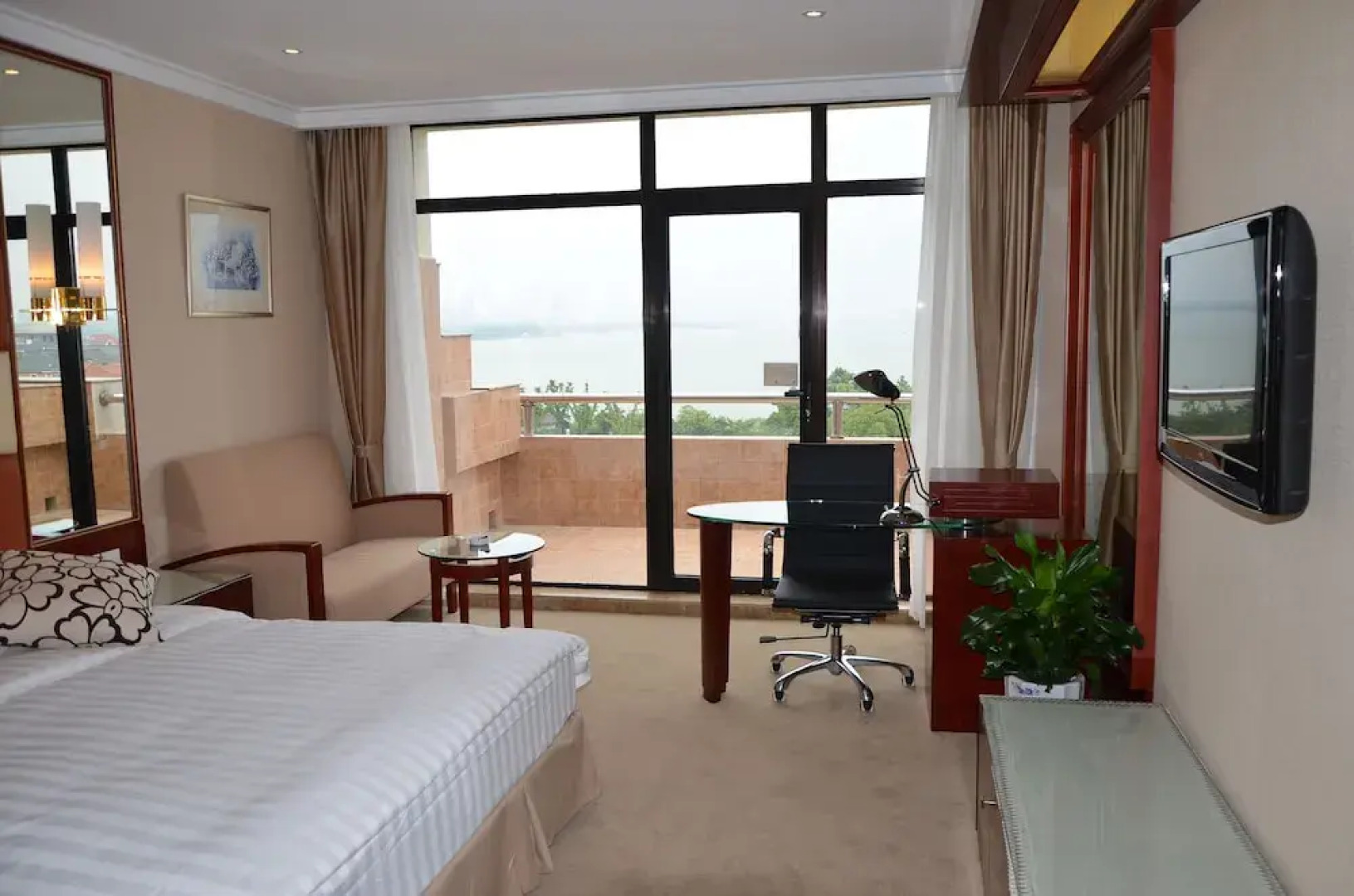 Lakeview Park Resort - Wuxi