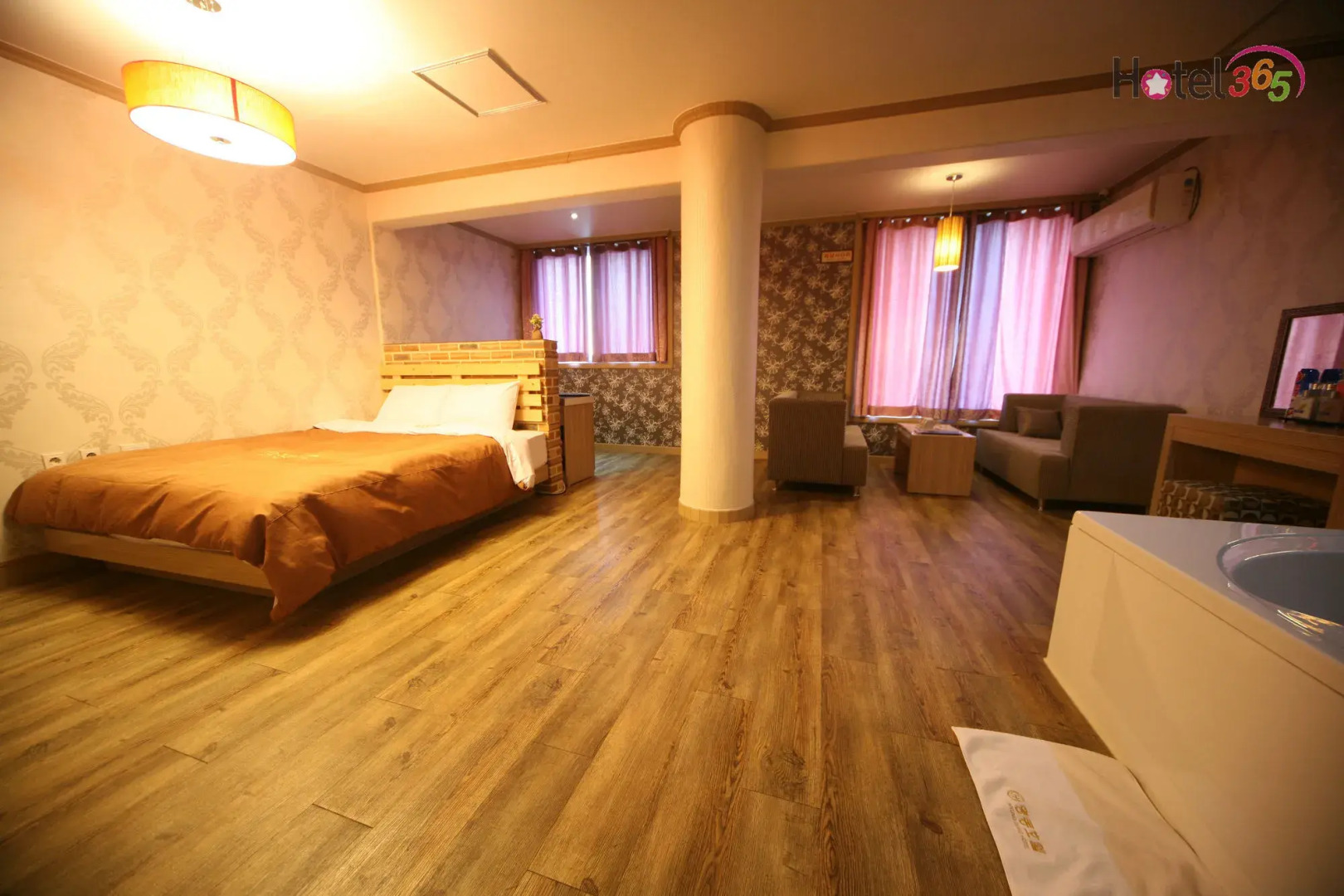 Chuncheon Myeongdong Hotel