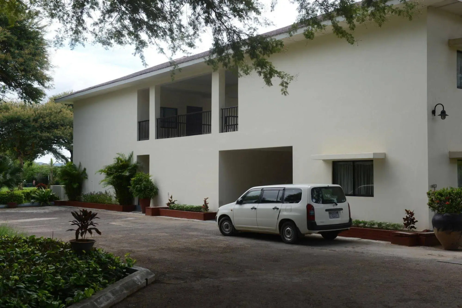 Bagan Thiripyitsaya Sanctuary Resort