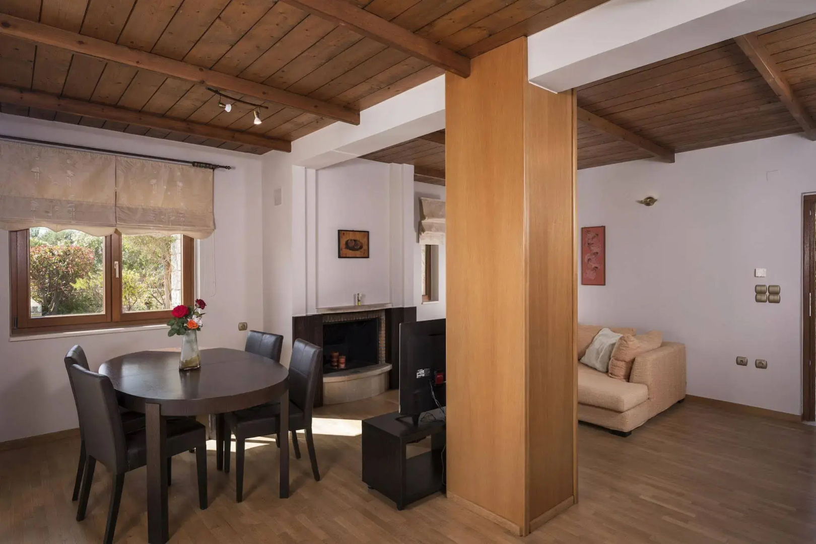 Athina Luxury Villas