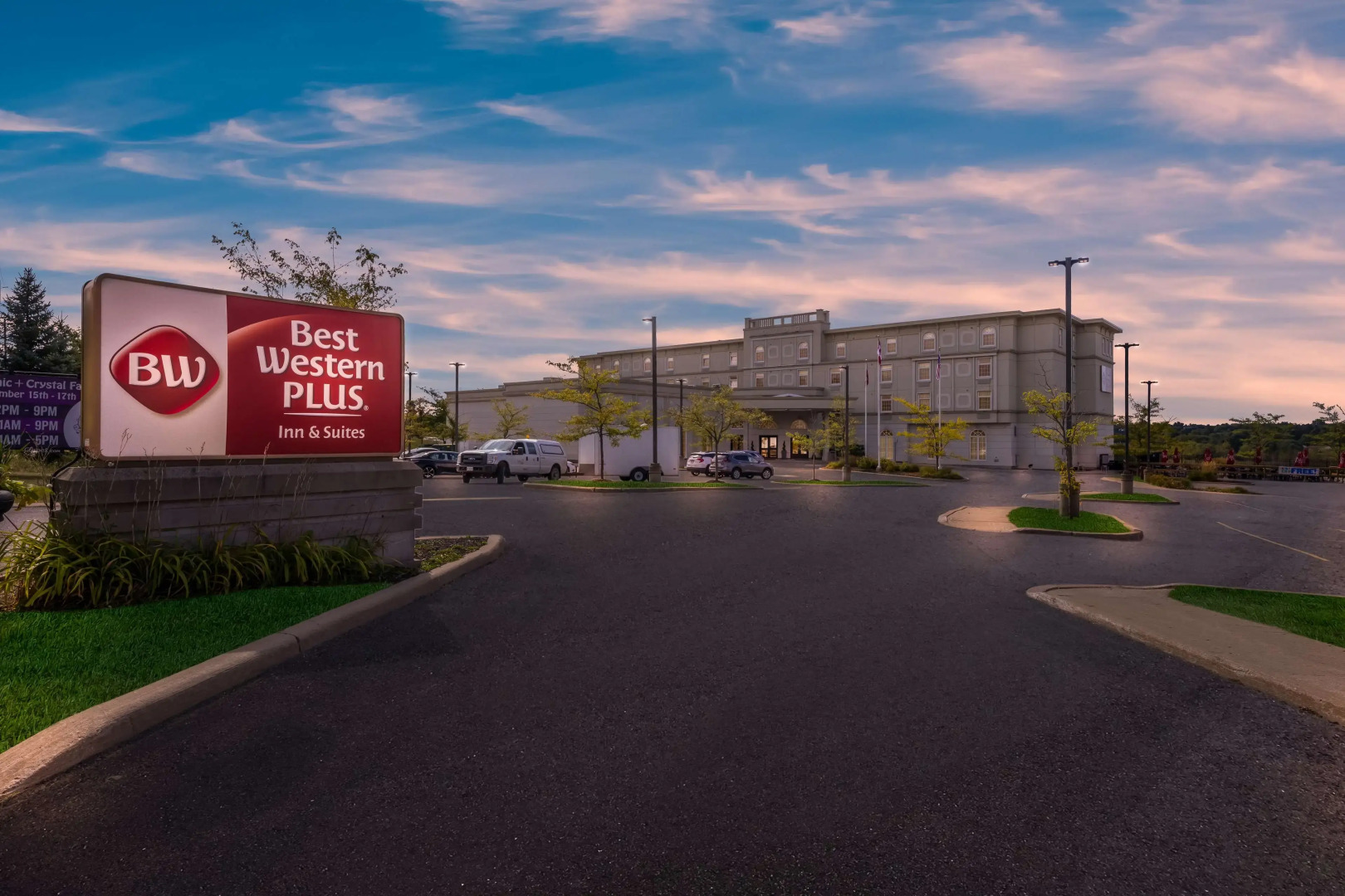 Best Western Plus Orangeville Inn & Suites