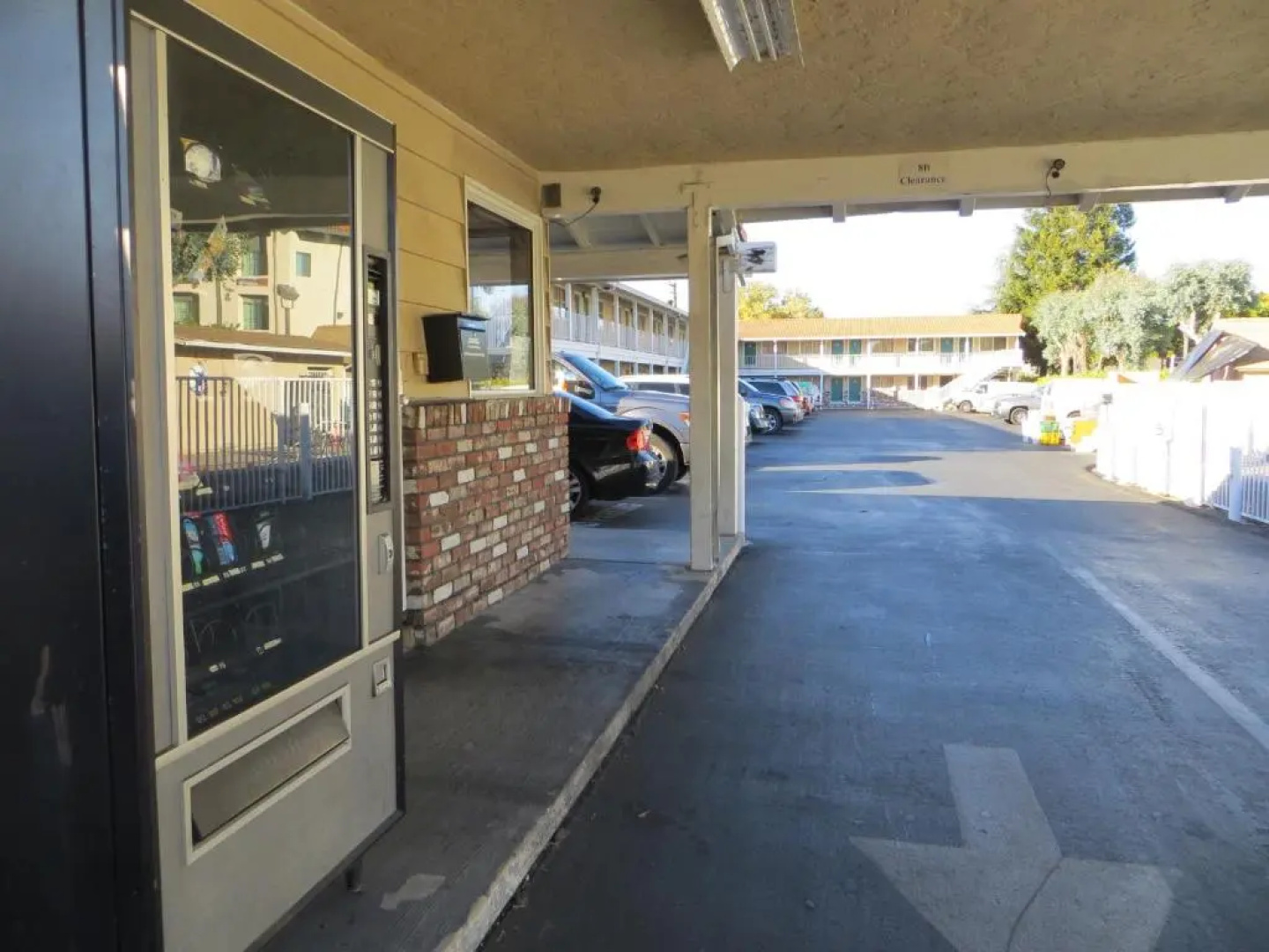 Capri Motel