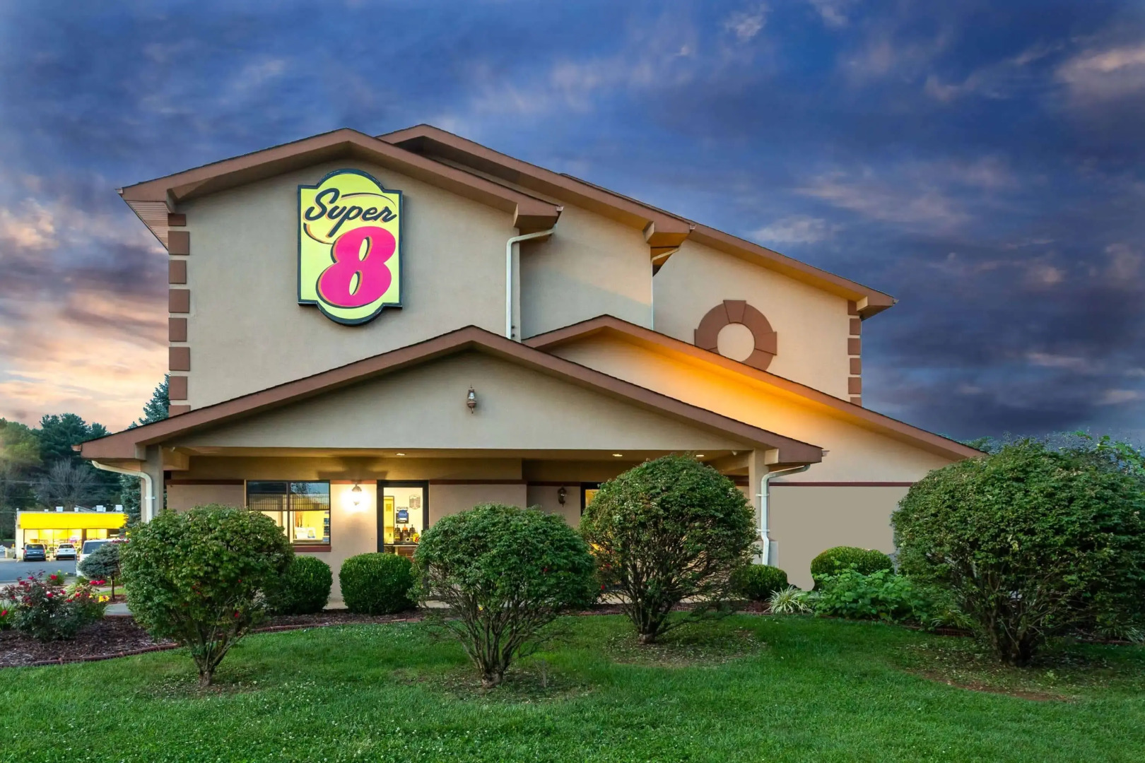 Super 8 by Wyndham Abingdon VA