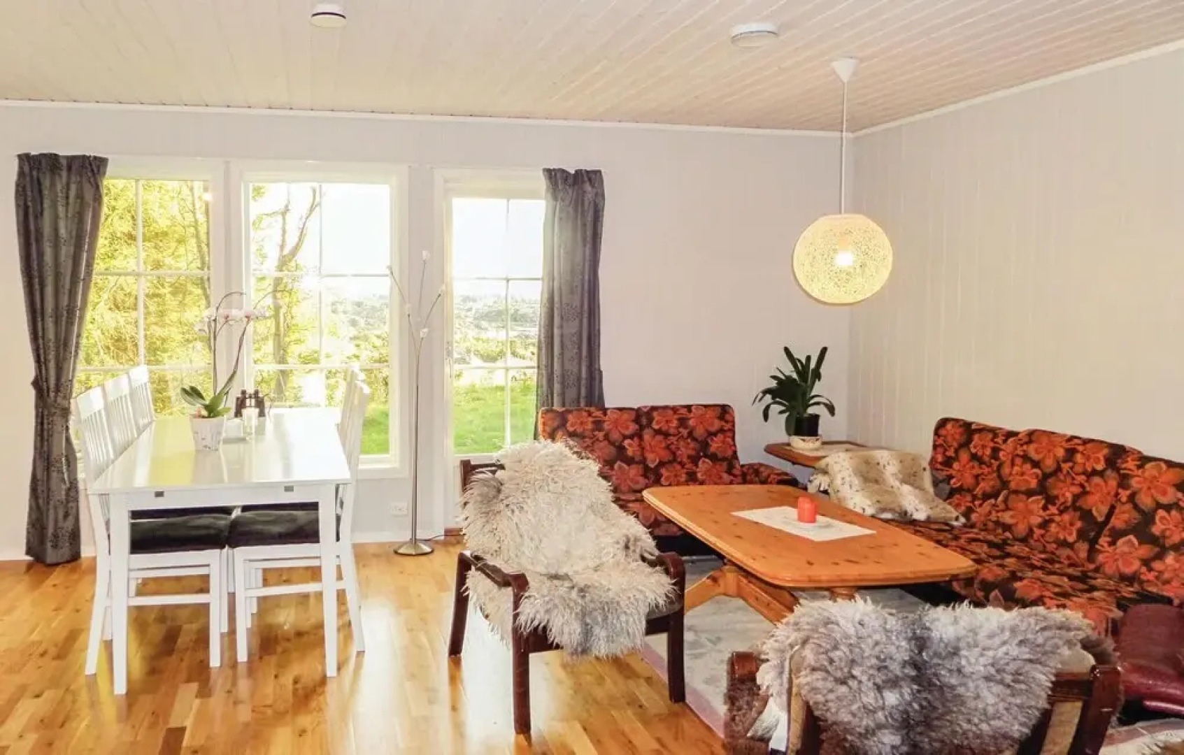 Awesome Home in Kvalavåg With Wifi and 2 Bedrooms