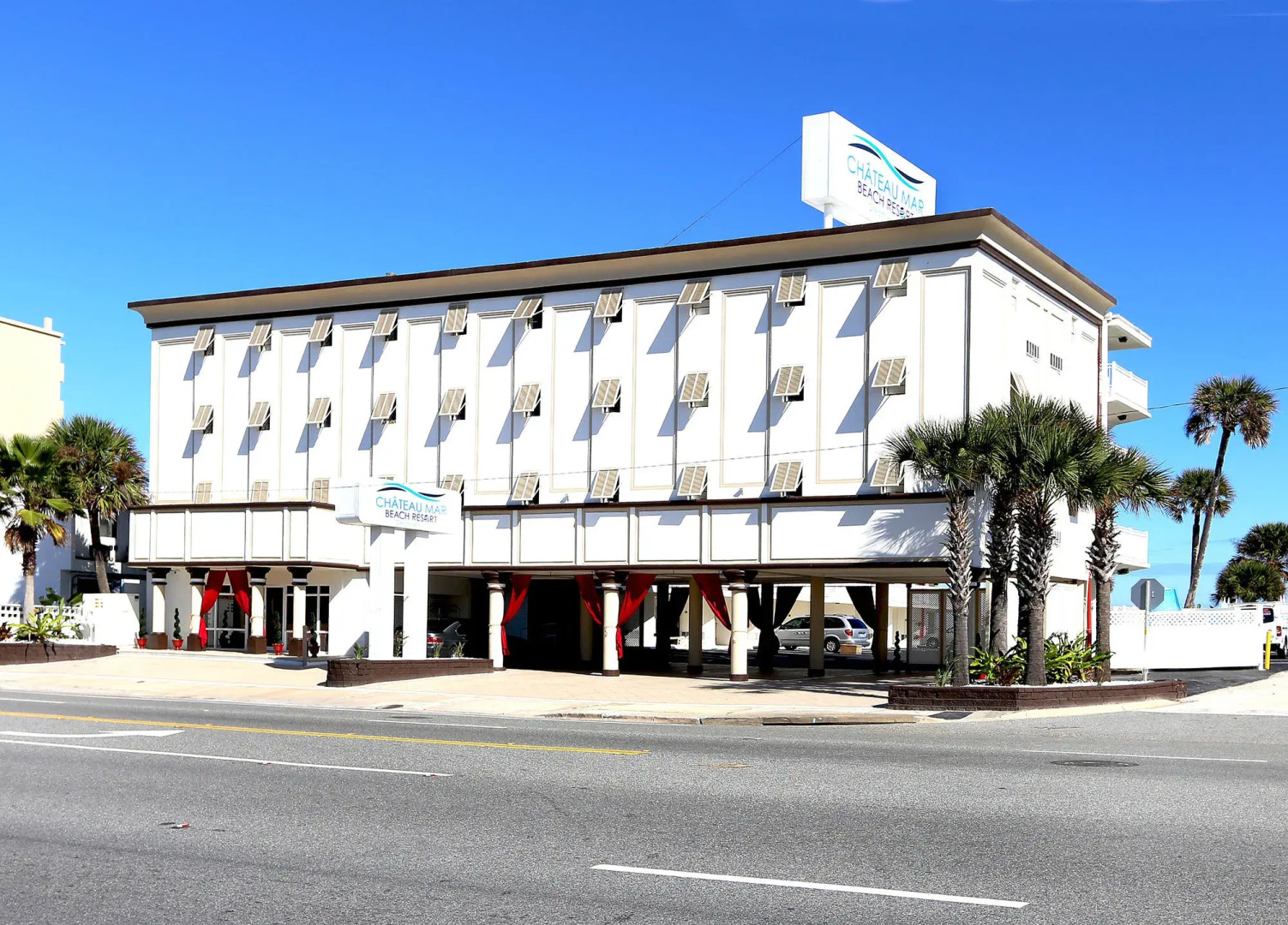 Chateau Mar Beach Resort