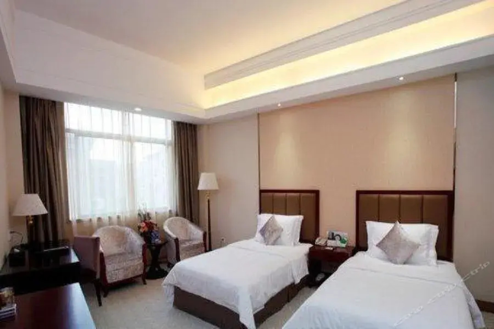 Xiangjun Huatian Commerce