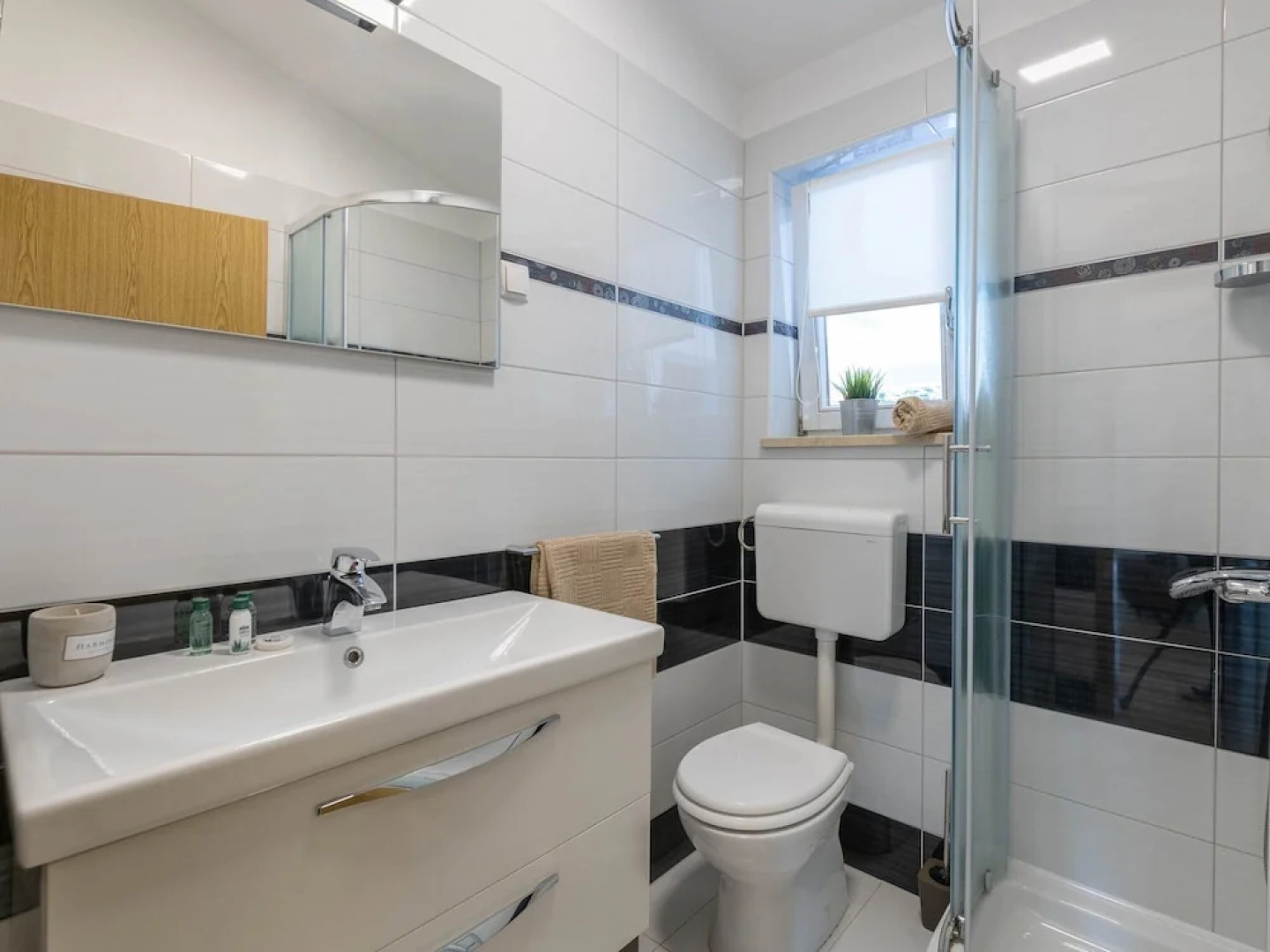 Detached Holiday Home With Swimming Pool, Near the Beach