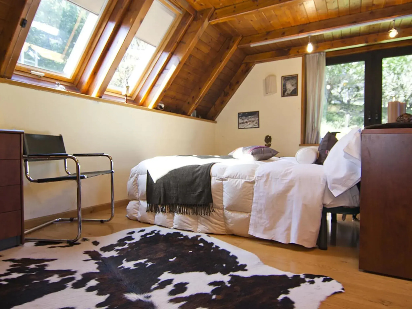 House located in Vall d 'Aran and just 5 min. Walk from the center of Vielha.