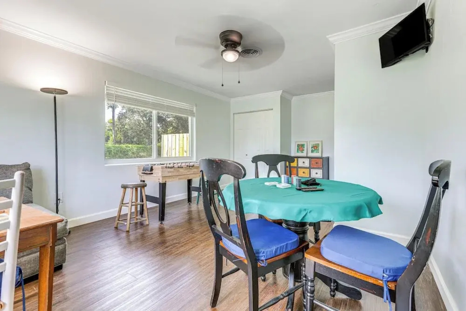 Swim, Game & Bbq: Family Retreat in Stuart