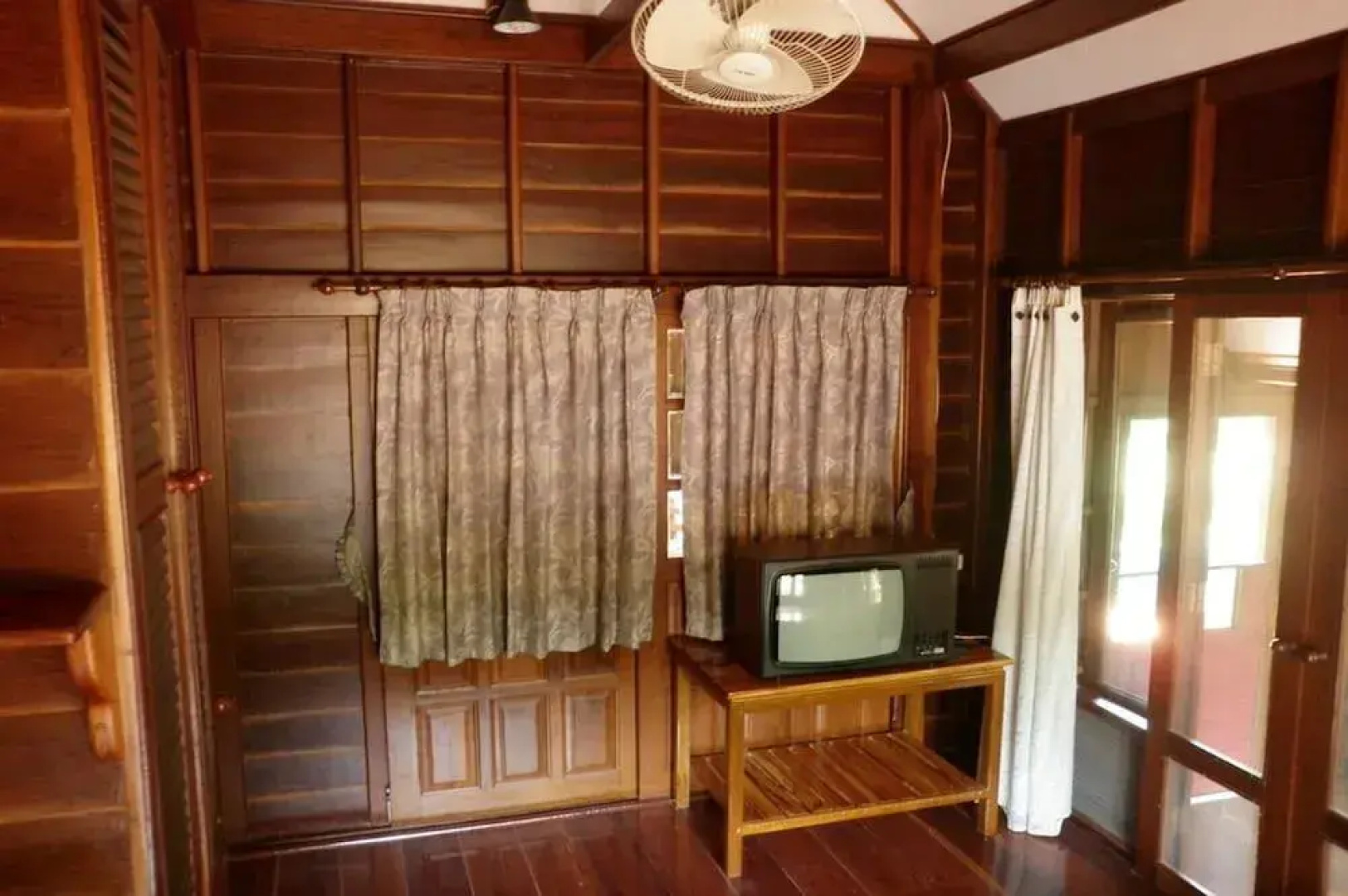 Rim Nam Kong Homestay & Campsite