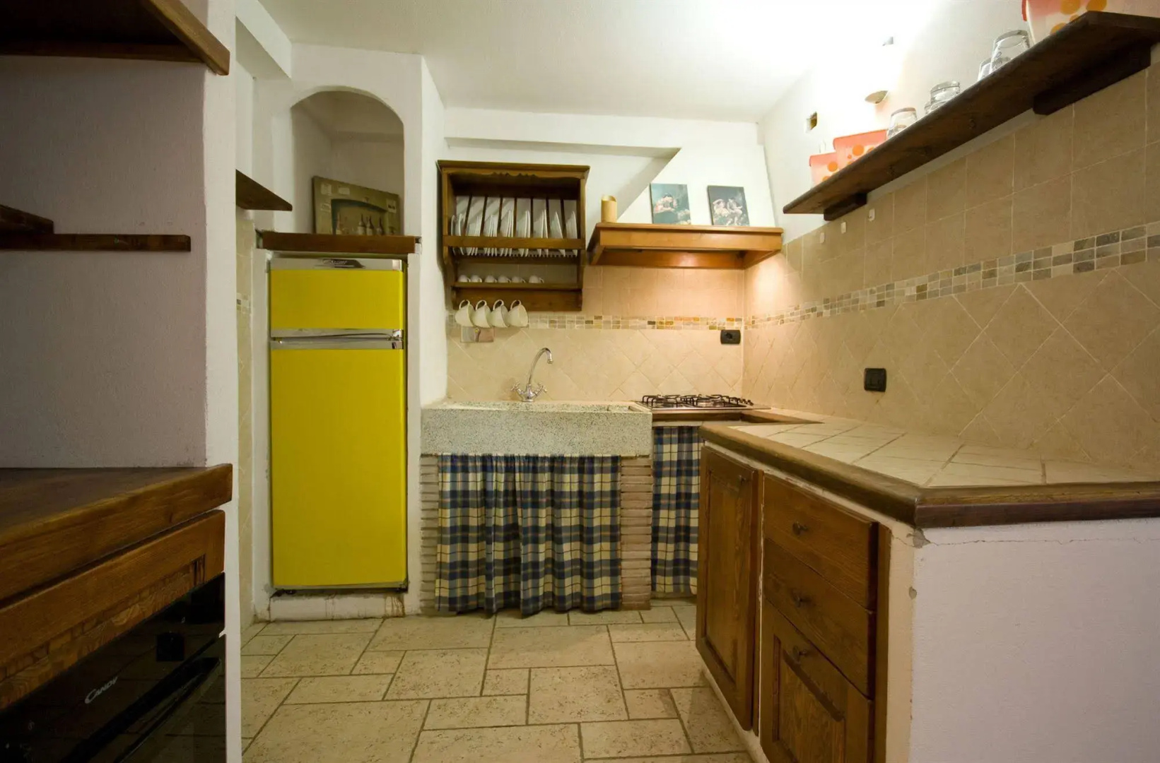 Follonica Apartments