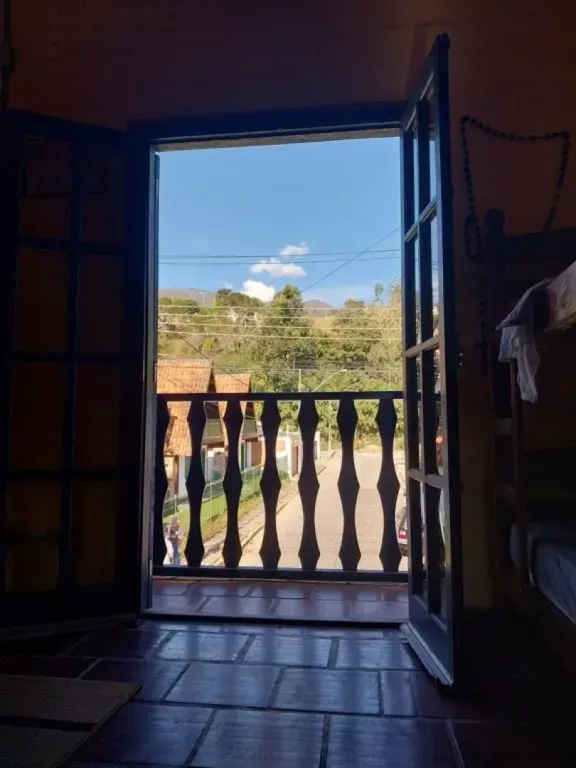 Passa Quatro- CASA INTEIRA RUSTICA para até 9 pessoas
