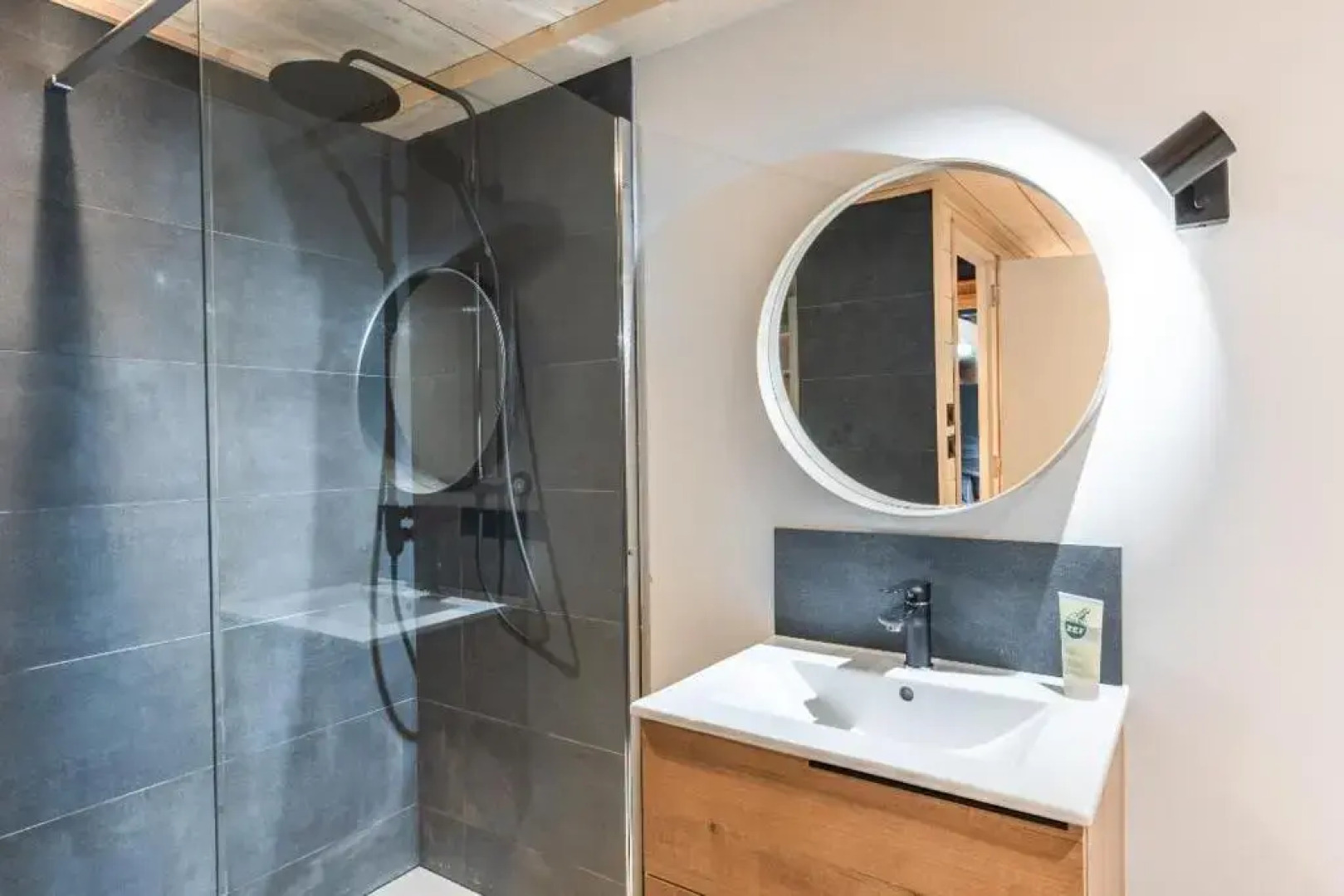 La Maison en A, face à l'île de Bréhat