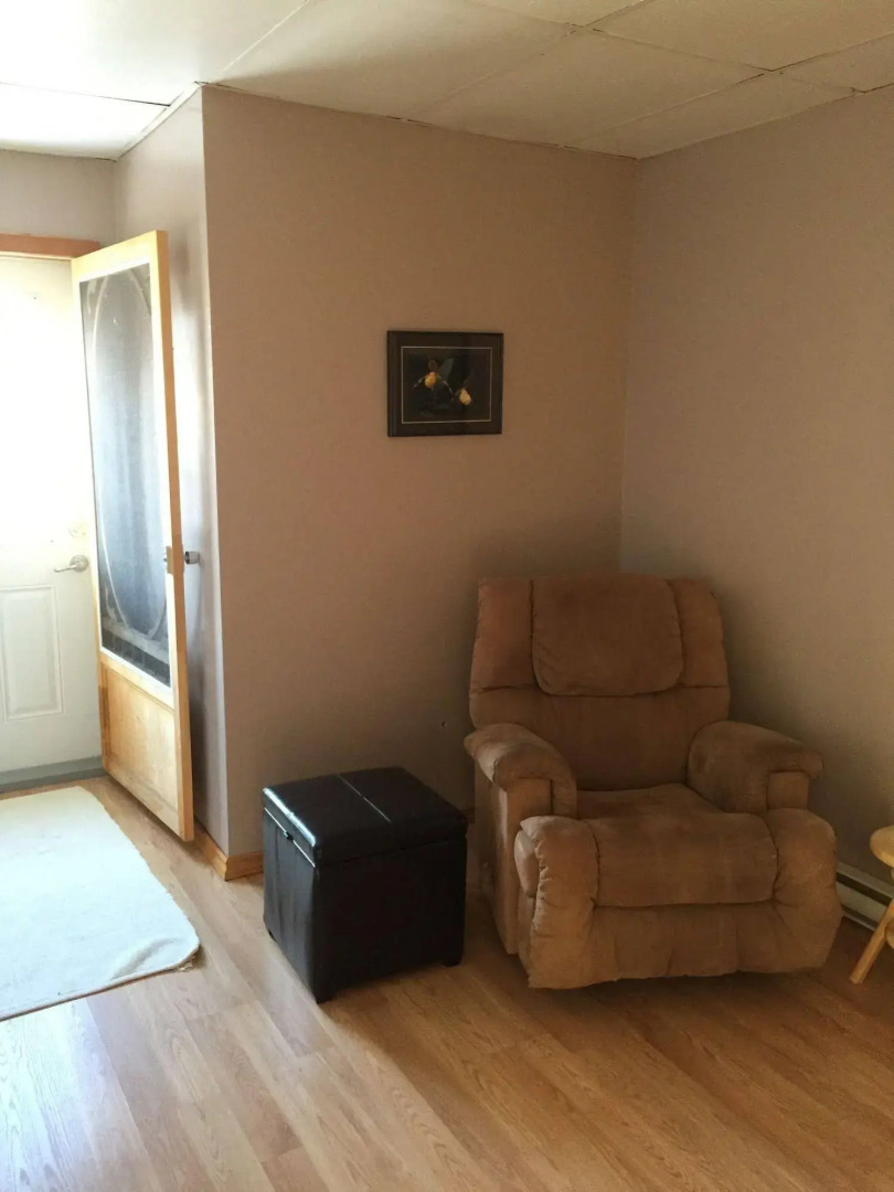 Apostoles Greek Restaurant and Vacation Rentals