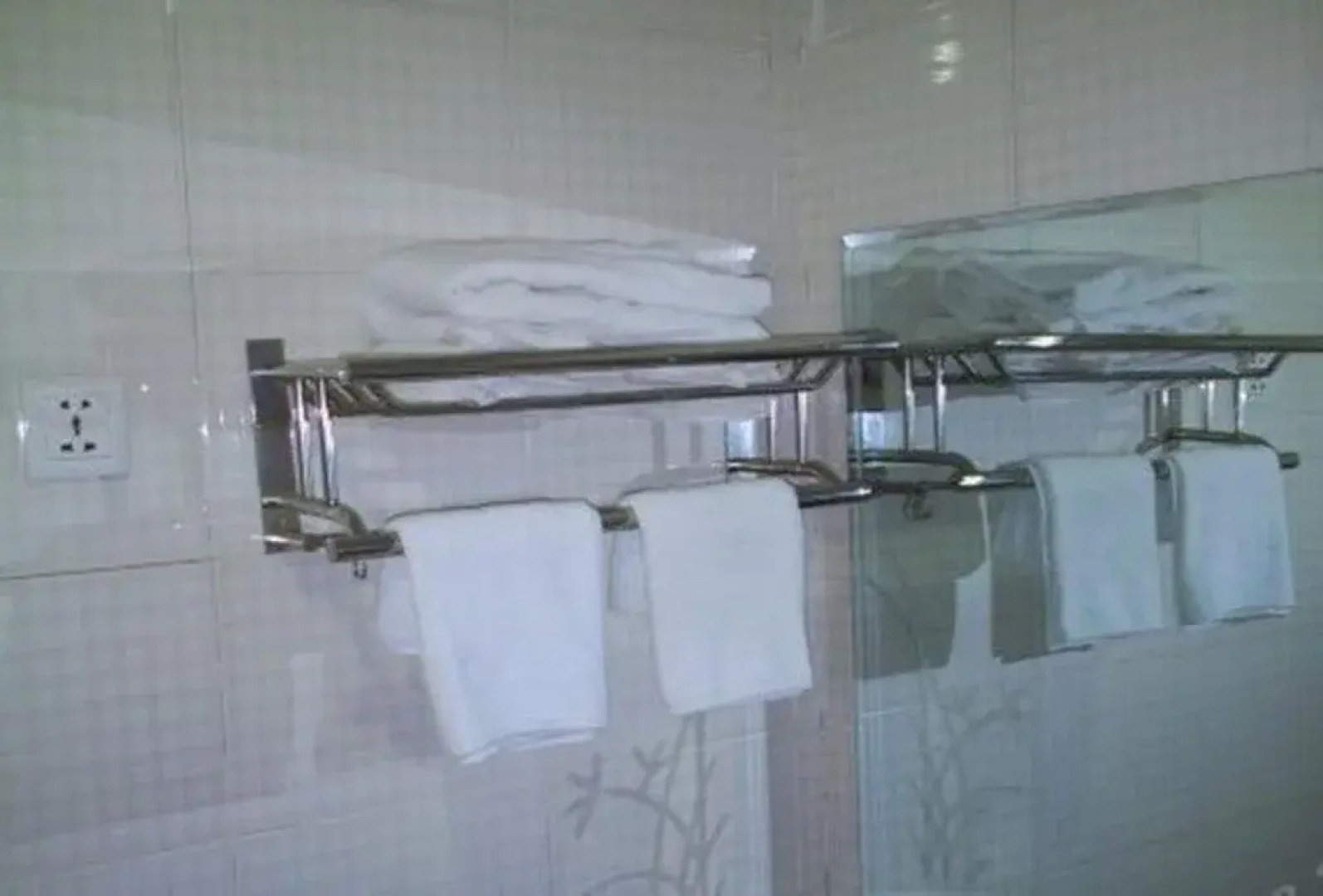 Chunse Nianhua Hotel