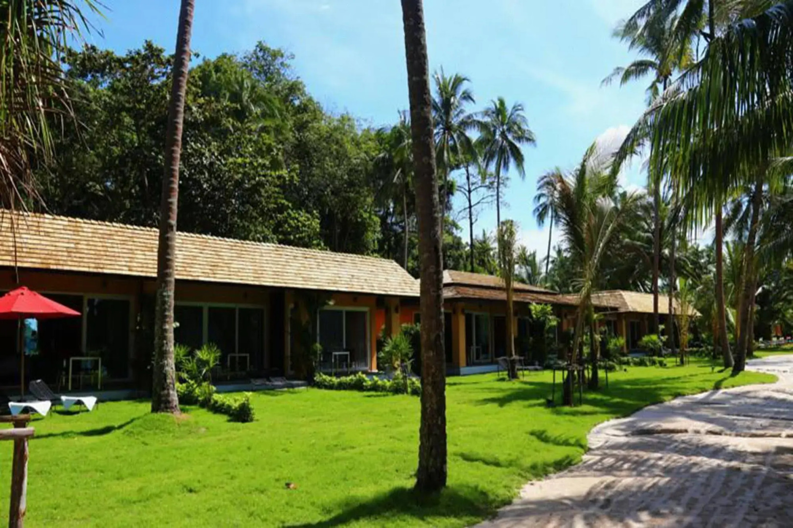 Peninsula Beach Resort