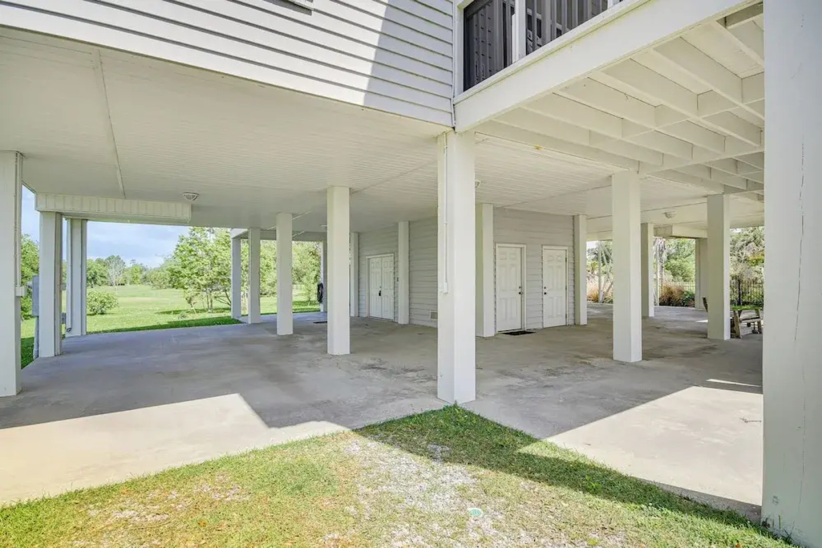 Waveland Vacation Rental - Walk to the Beach!