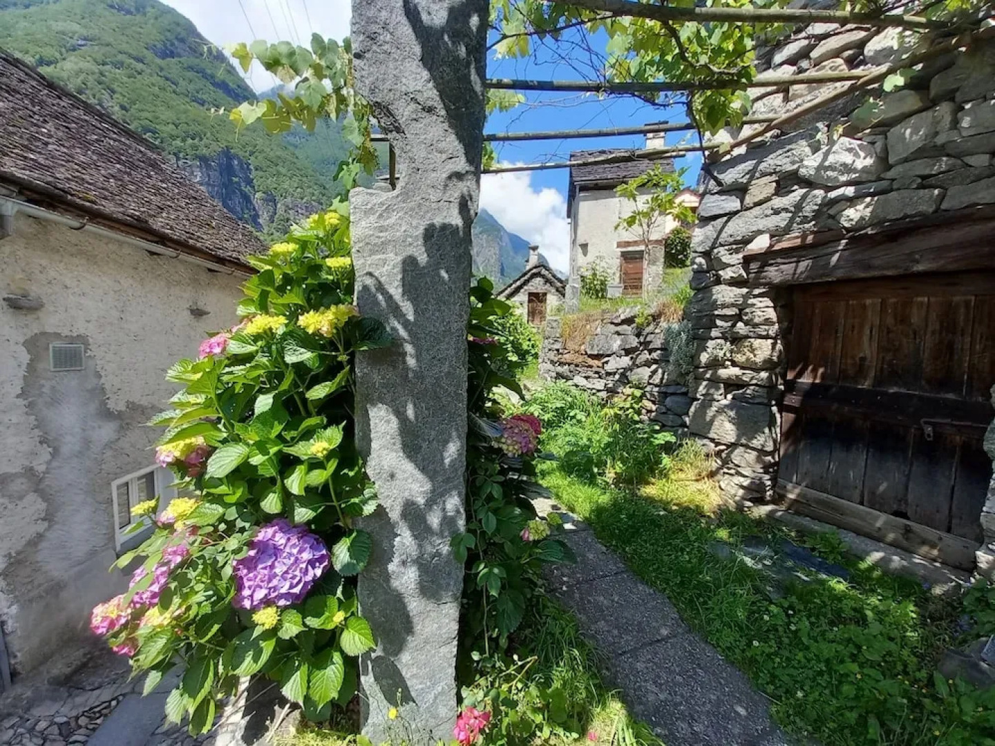 Room in Apartment - Casa Coerente Cavergno Single Room 3