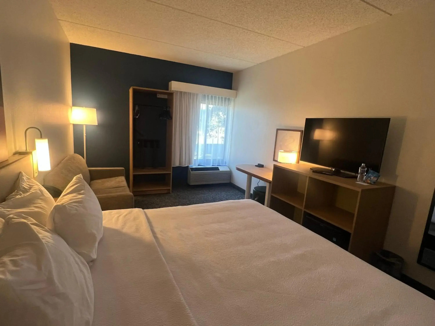 Spark by Hilton Green Bay