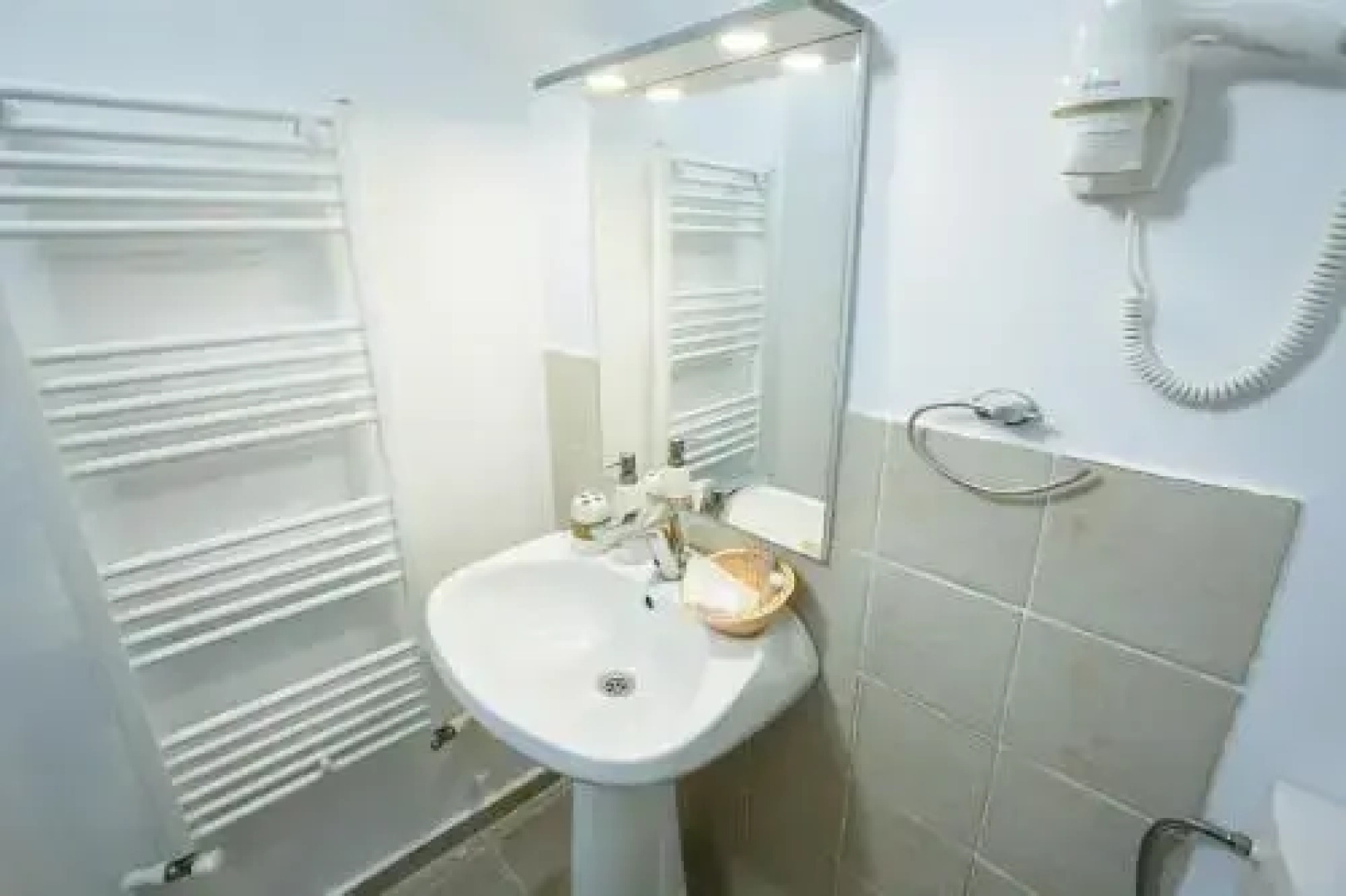 Maisonette Apartments