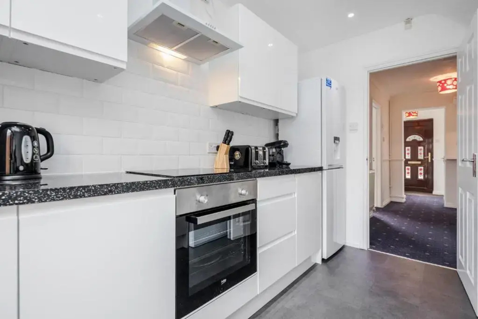 3br-sleeps5-parking-garden-accesstolondon