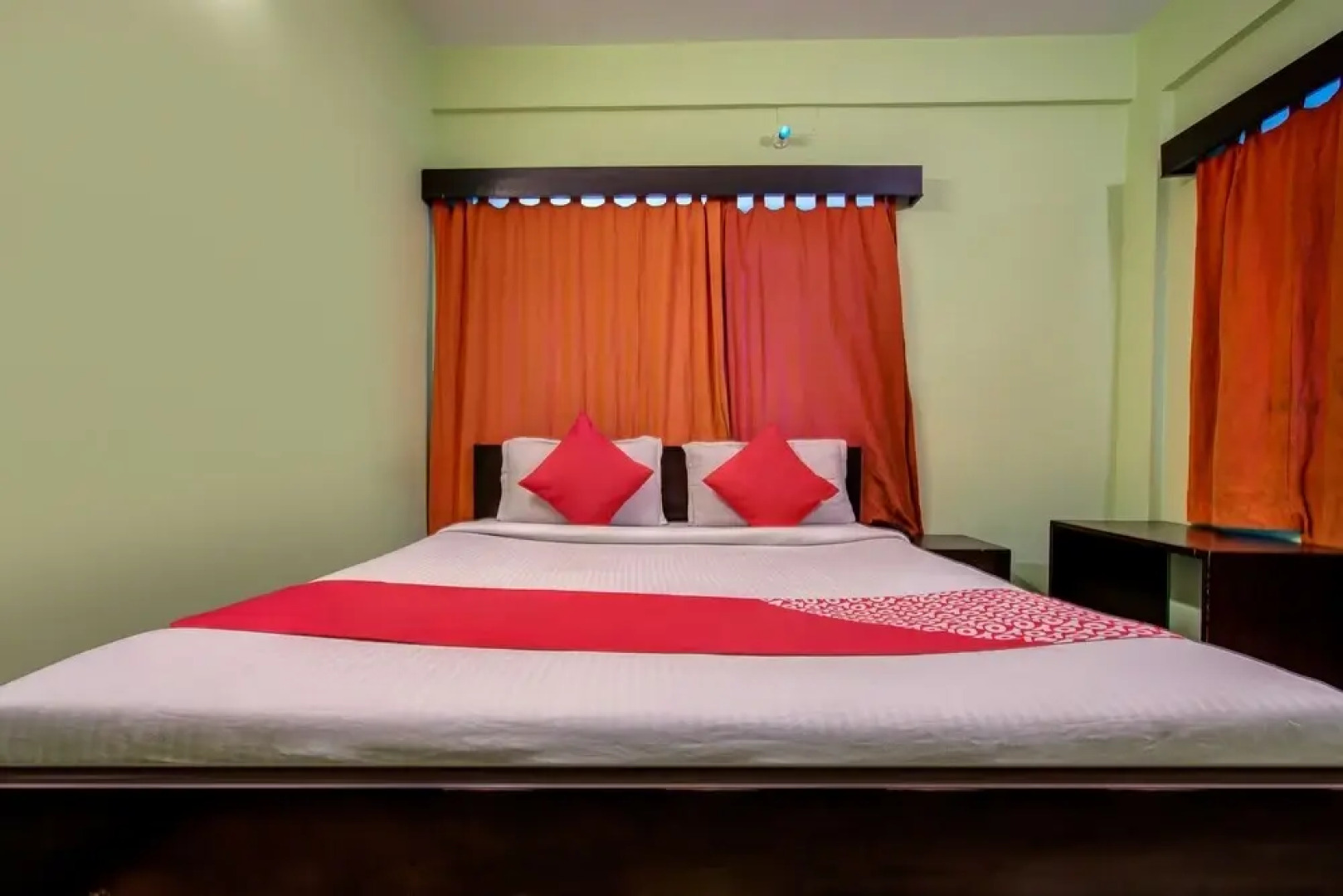 OYO Rooms Ekdalia