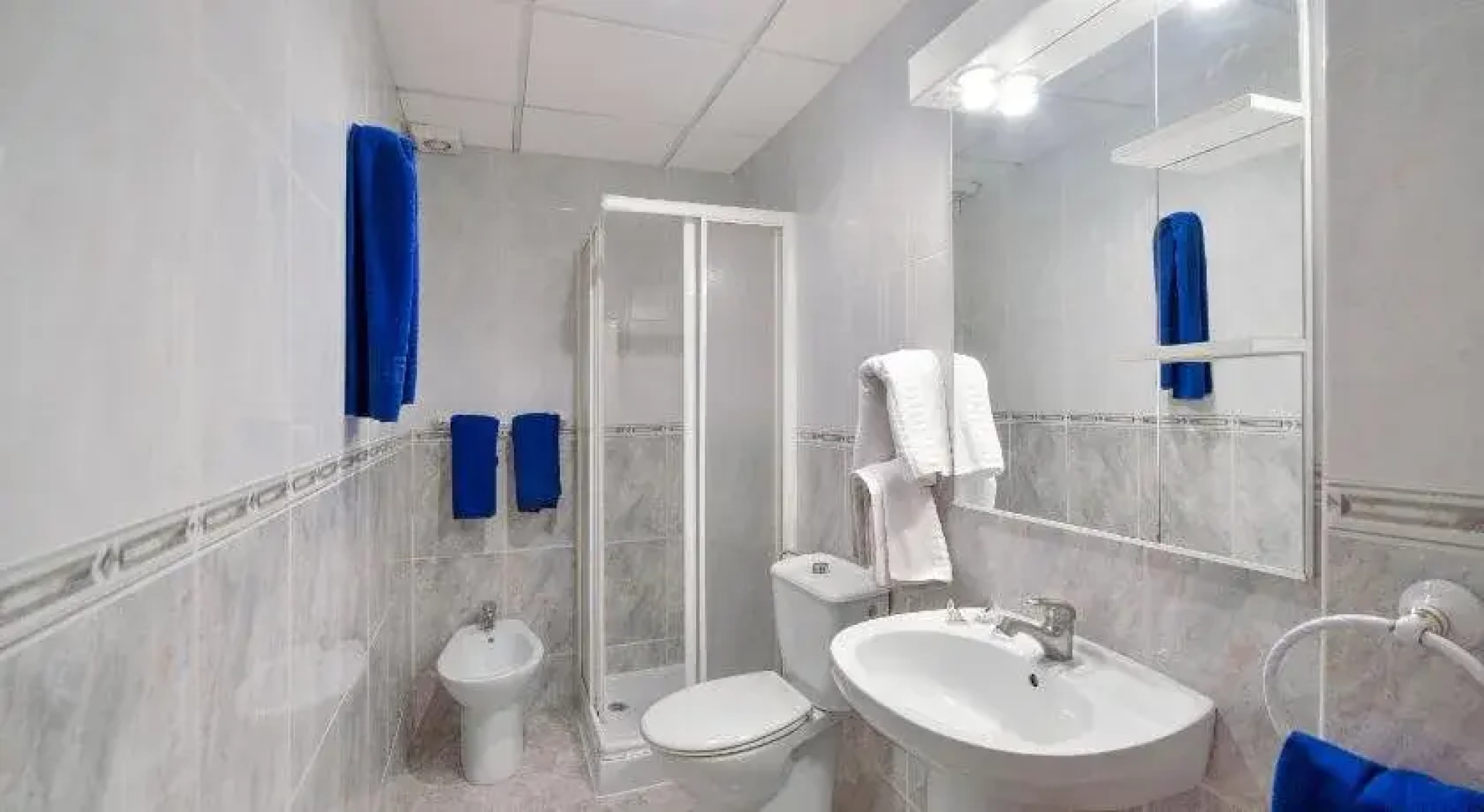 Hostal Apolo Trece