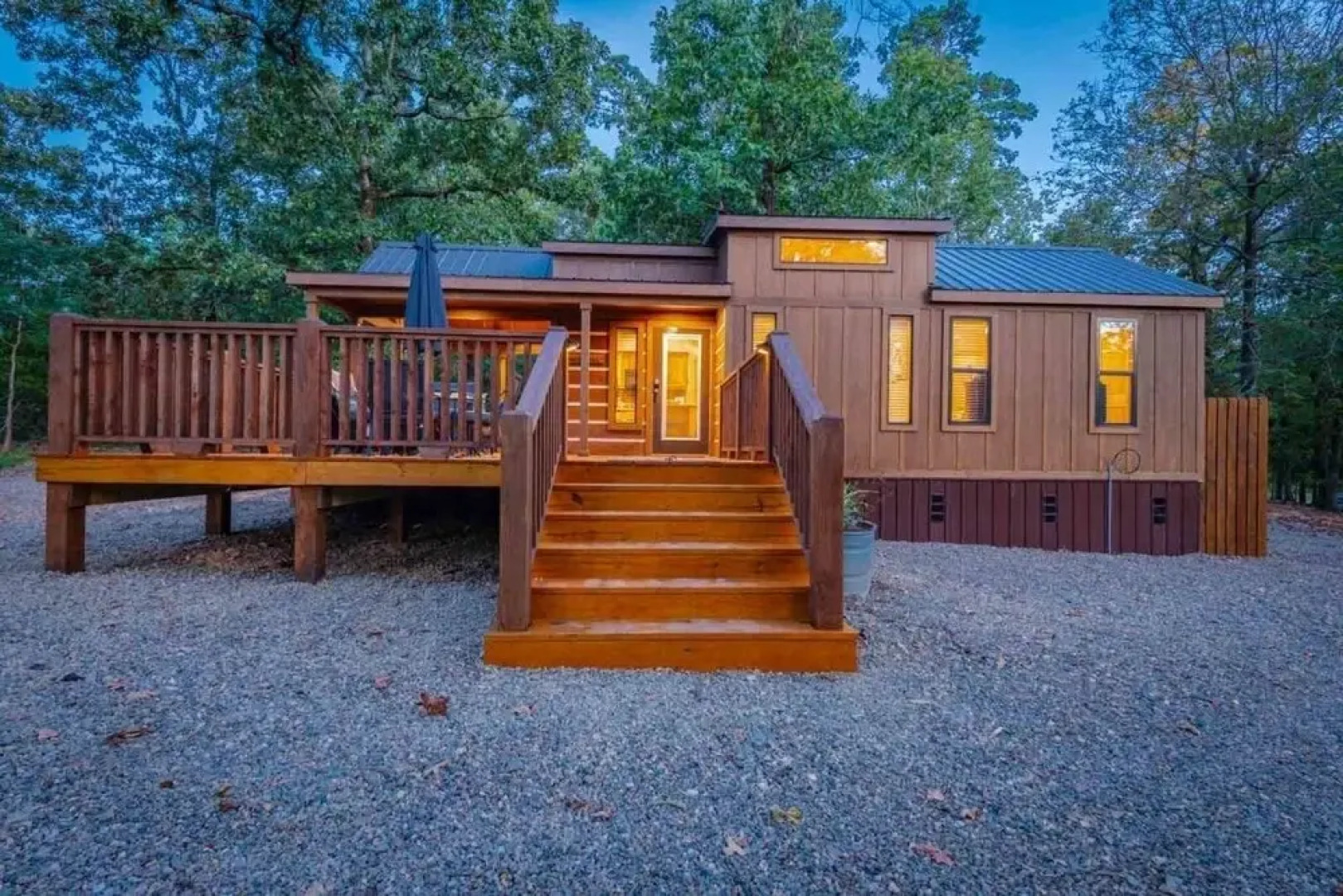 Little Bit of Sunshine With Private Hot Tub and Free Parking Onsite by Redawning