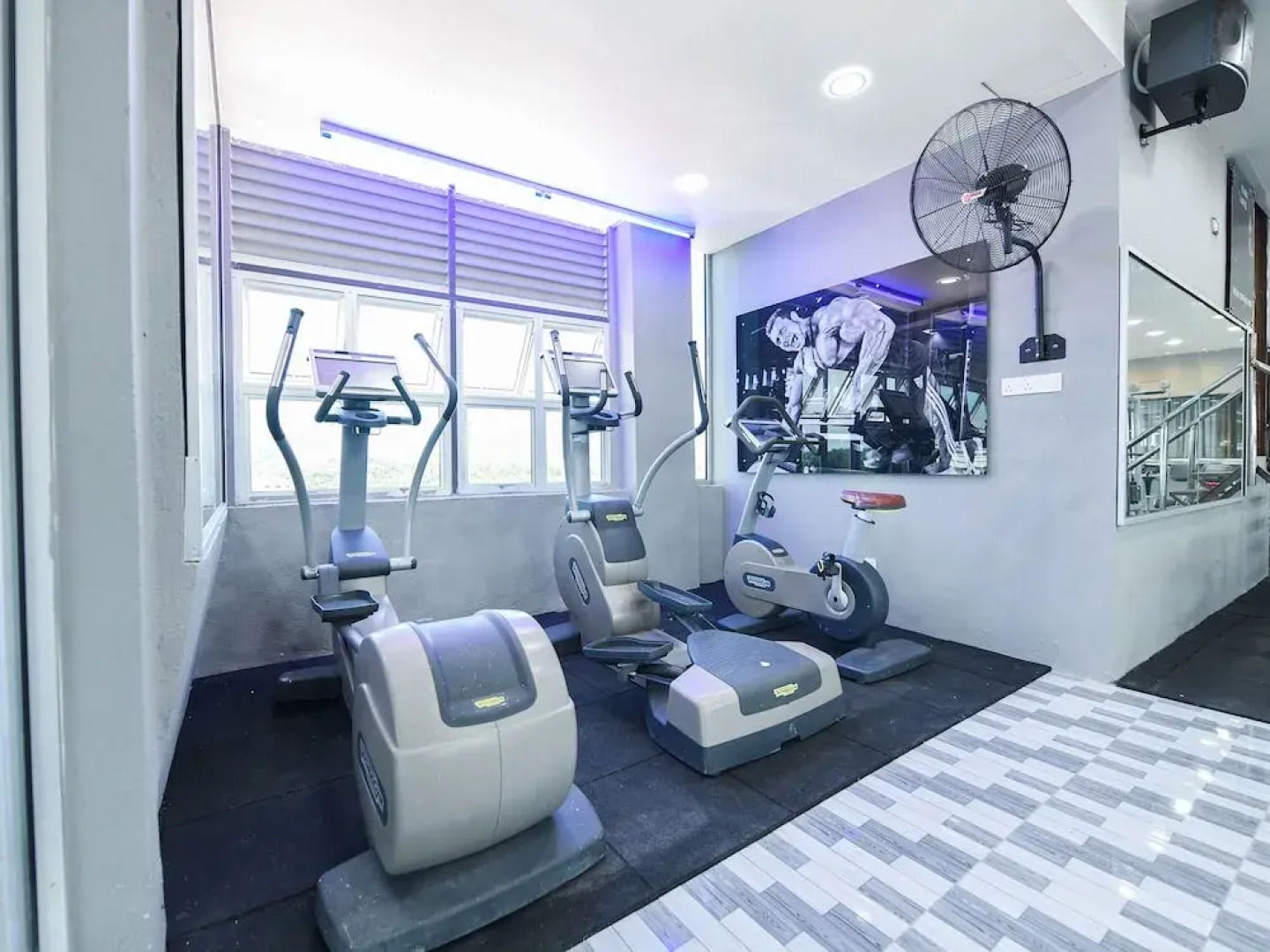 Capital O 90543 Sp Star Hotel