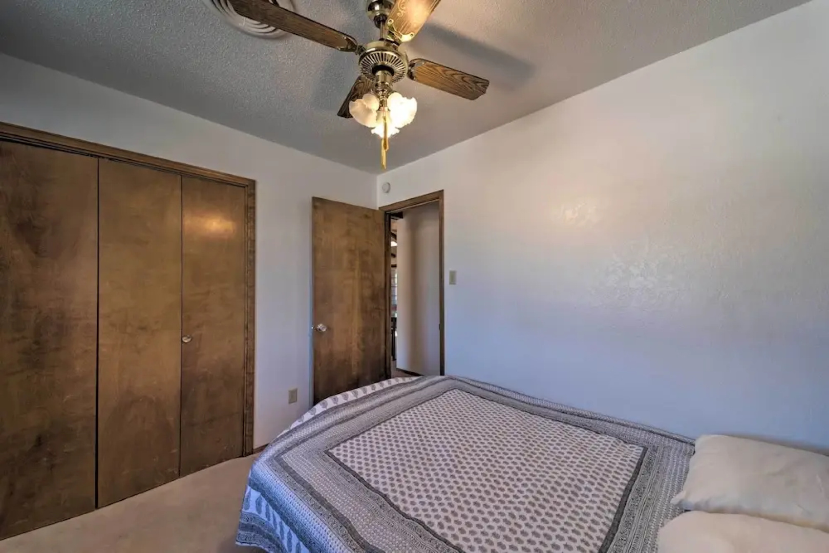 Mountain View Desert Home - 25 Mins to White Sands